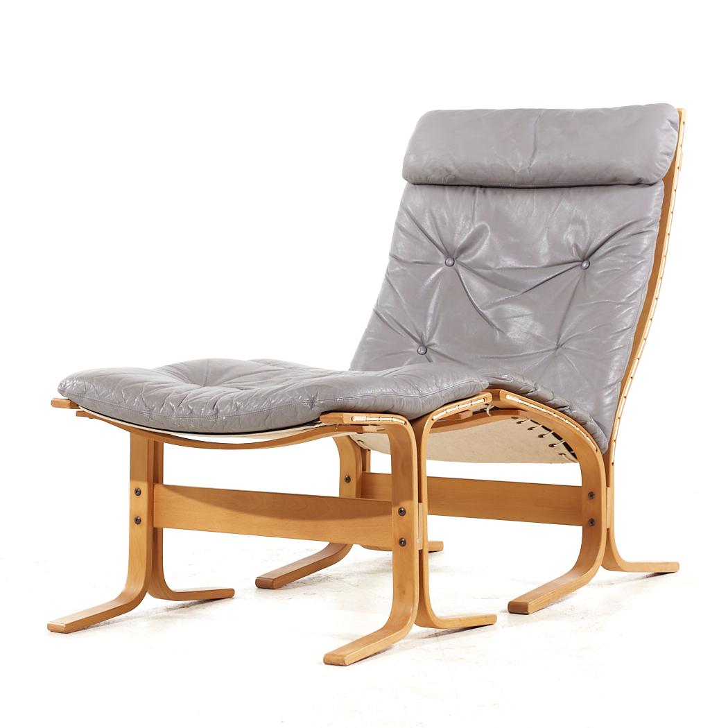 Mid-Century Modern Ingmar Relling for Westnofa Mid Century Leather Siesta Lounge Chair with Ottoman (Chaise longue en cuir du milieu du siècle avec ottoman) en vente