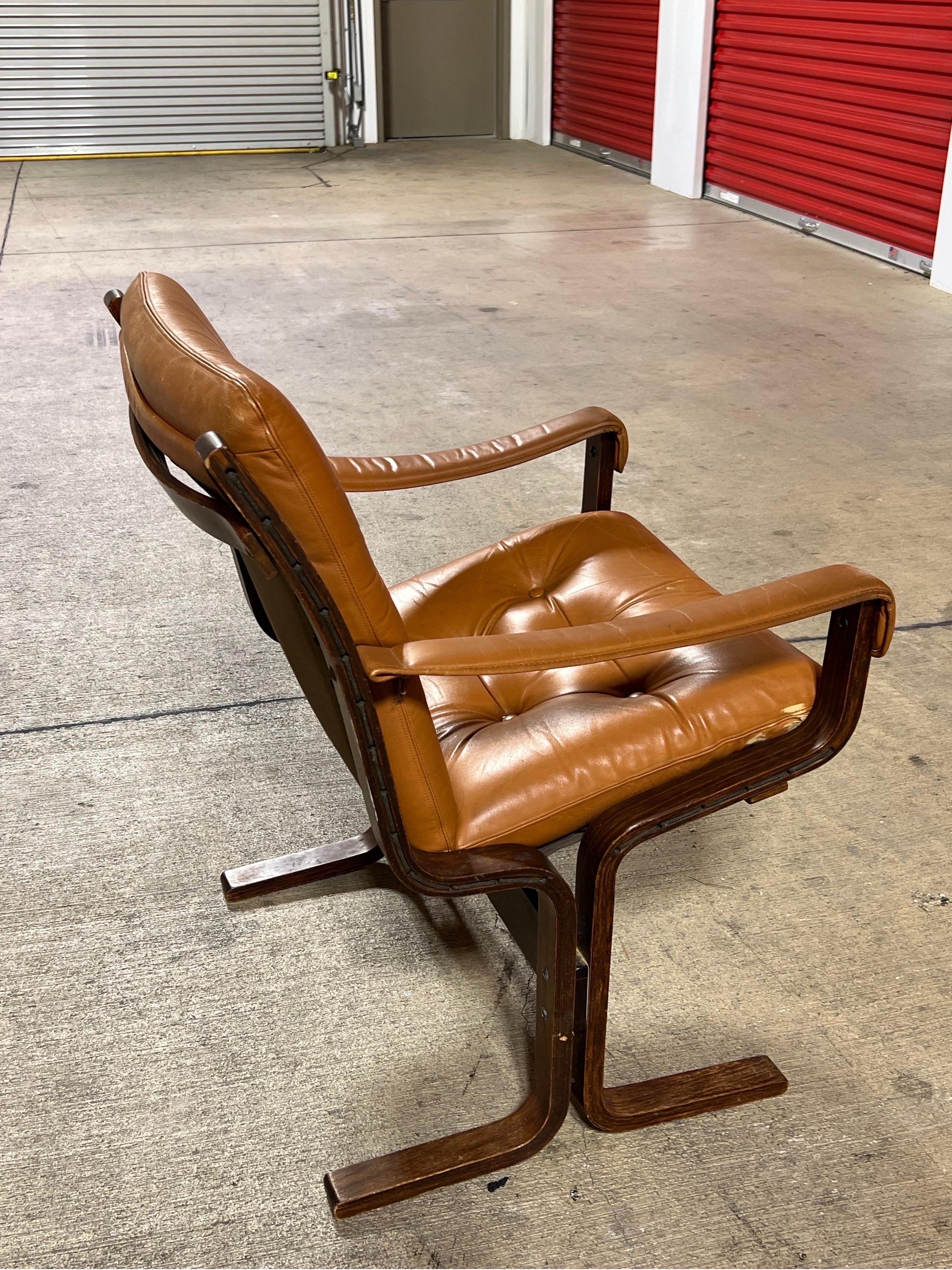 Ingmar Relling for Westnofa Siesta Mid Century Leather Lounge Chair 4