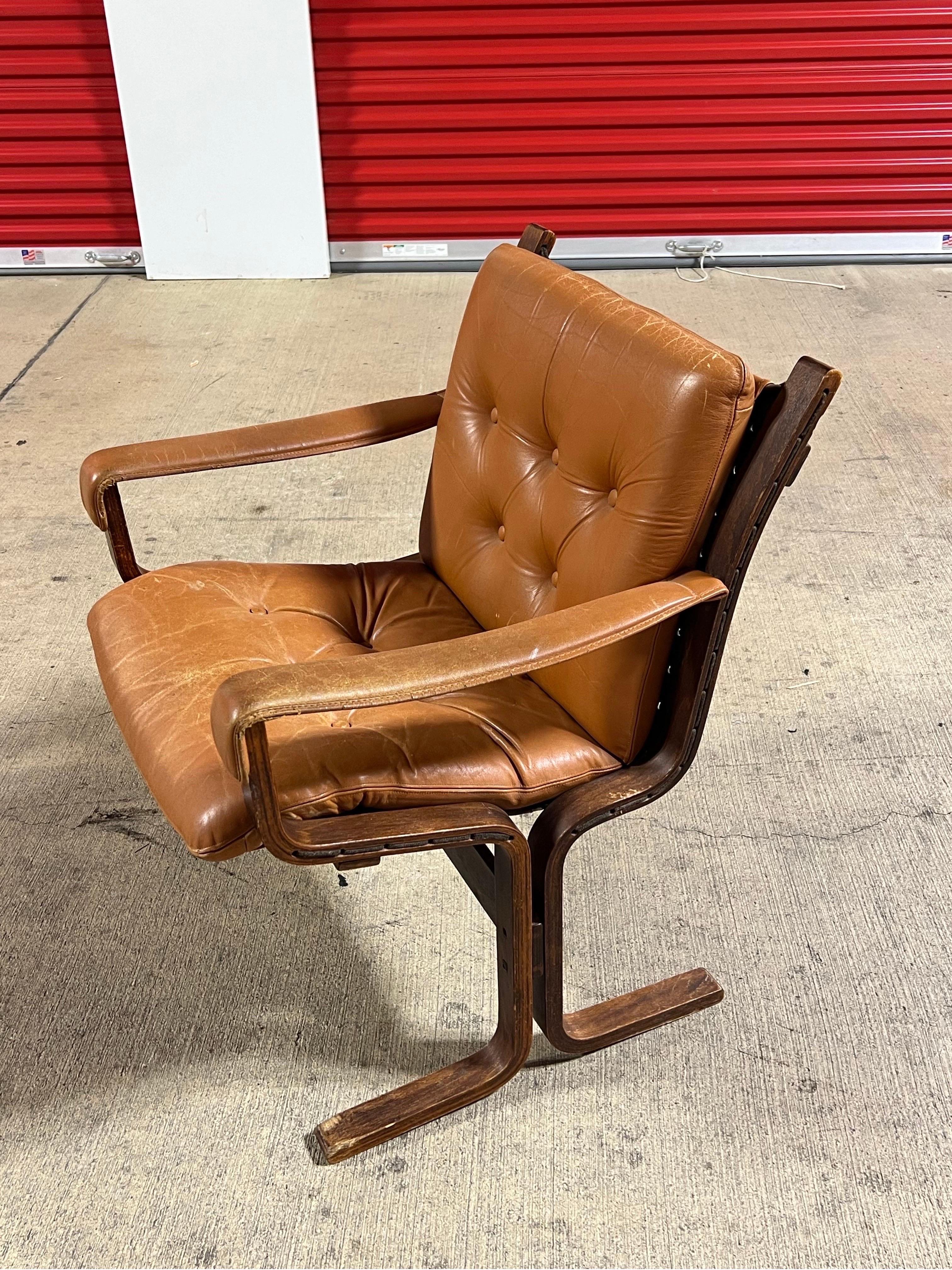 Ingmar Relling for Westnofa Siesta Mid Century Leather Lounge Chair 1