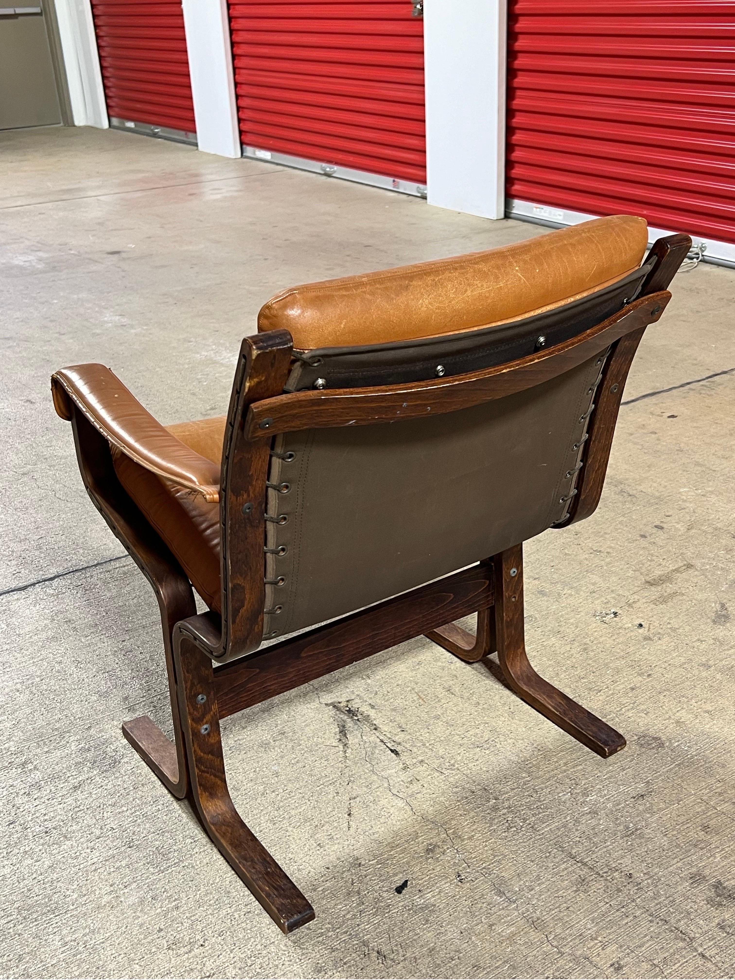 Ingmar Relling for Westnofa Siesta Mid Century Leather Lounge Chair 1