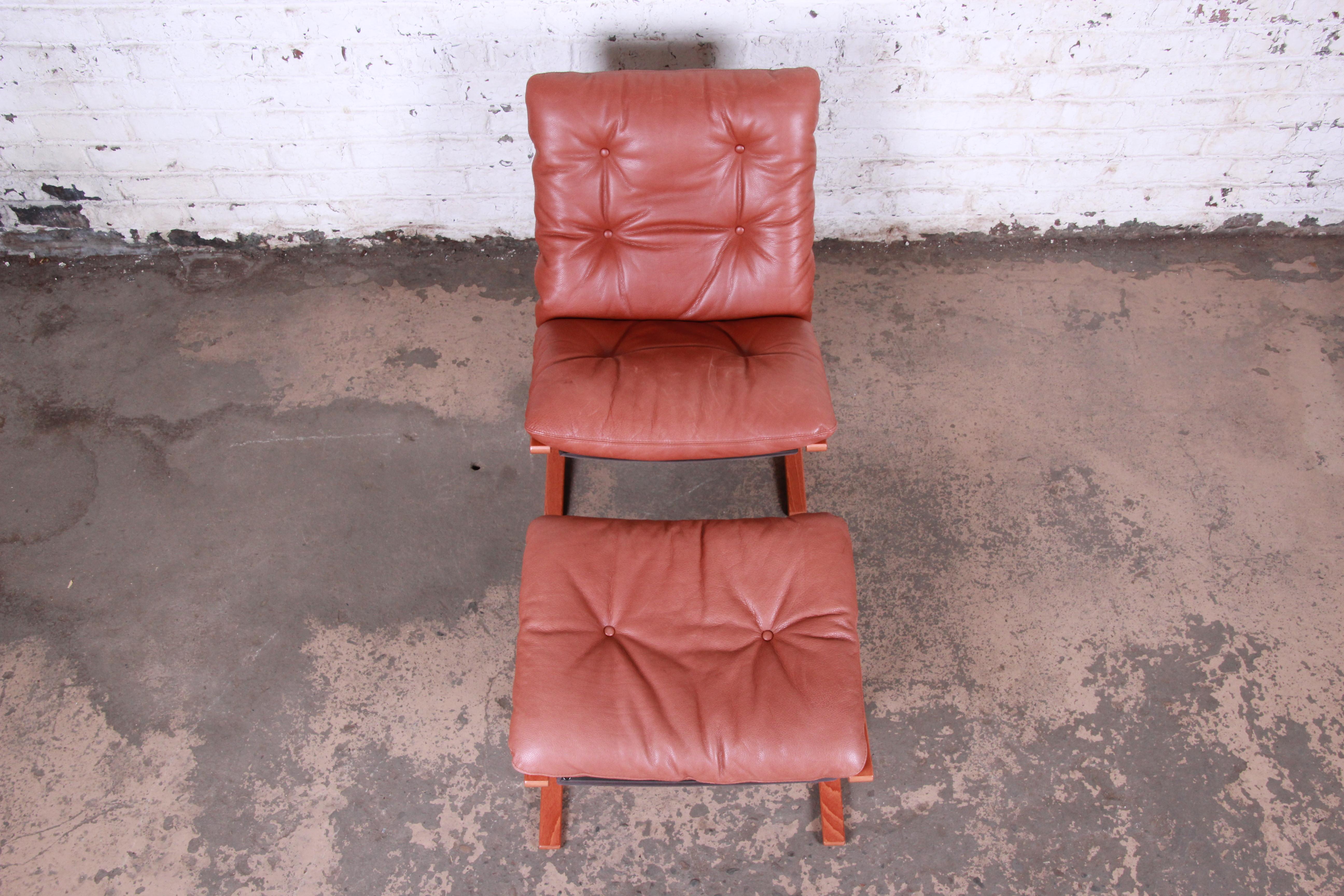 Norwegian Ingmar Relling for Westnofa Teak and Leather Siesta Lounge Chair and Ottoman