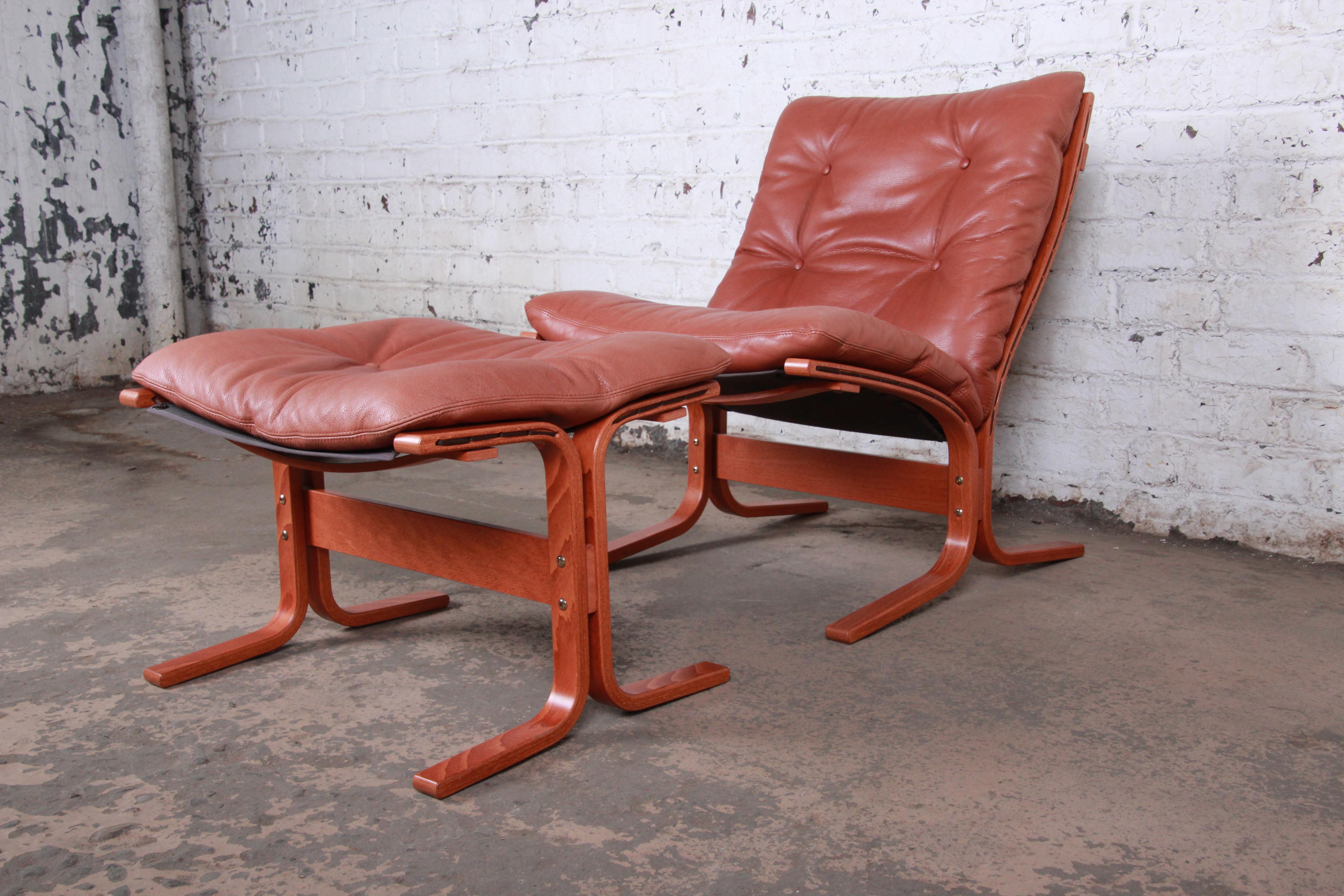 Ingmar Relling for Westnofa Teak and Leather Siesta Lounge Chairs and Ottoman 5