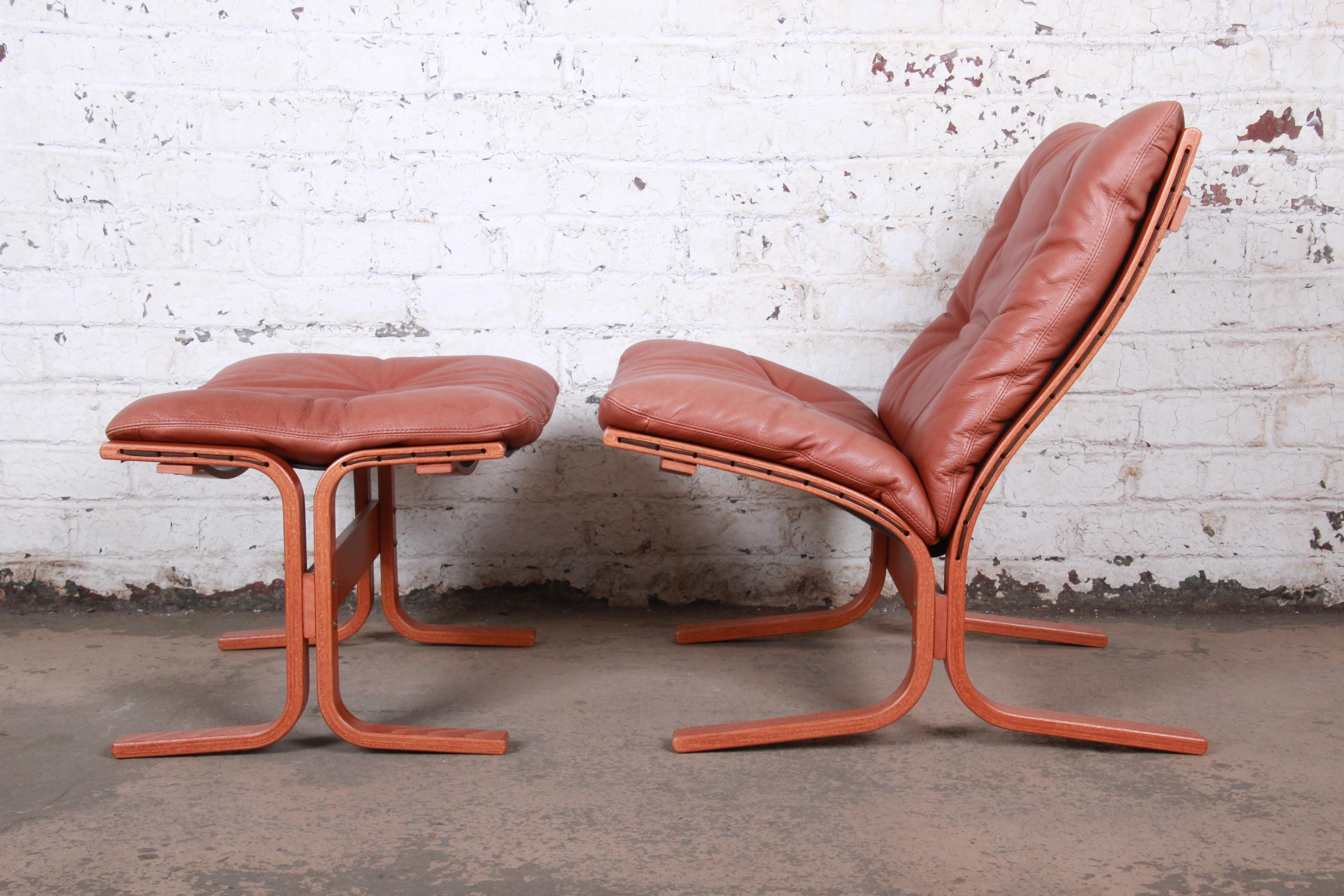Ingmar Relling for Westnofa Teak and Leather Siesta Lounge Chairs and Ottoman 6