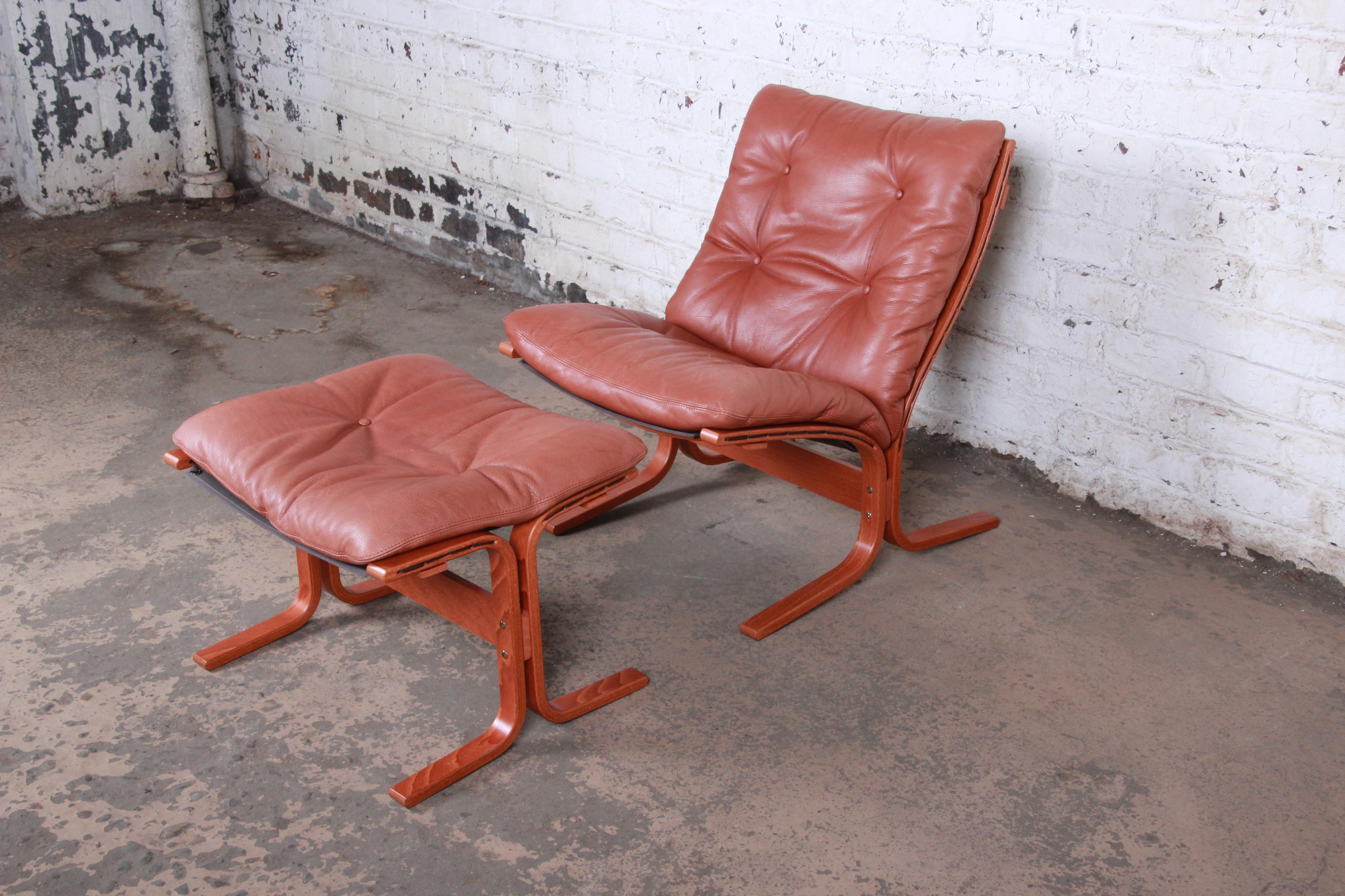 Ingmar Relling for Westnofa Teak and Leather Siesta Lounge Chairs and Ottoman 7