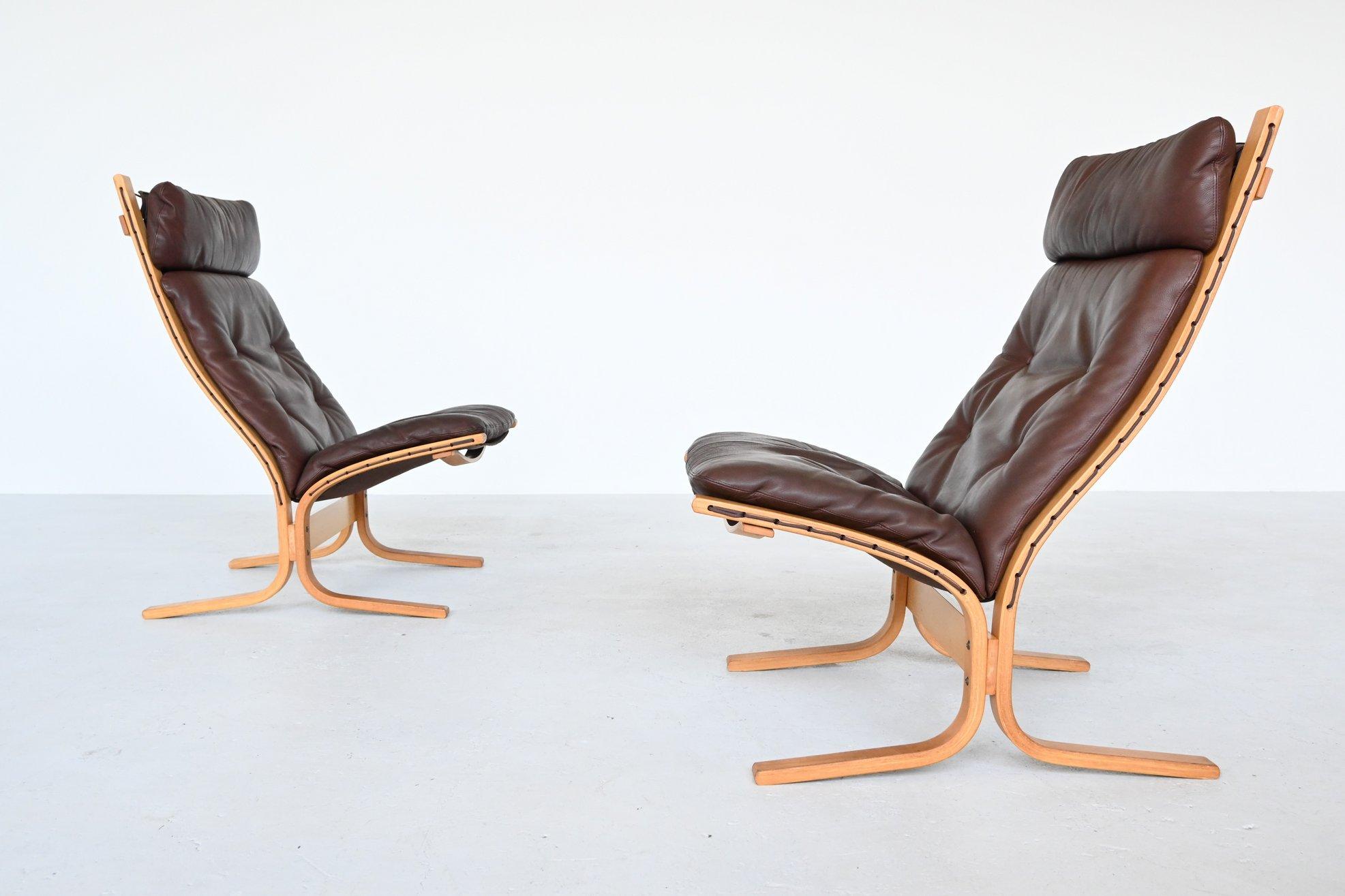 Beautiful set of Siesta lounge chairs and footstool designed by Ingmar Relling and manufactured by Westnofa, Norway, 1960. These very nicely shaped chairs have a beech plywood frame that features brown leather cushions with wonderful patina of age