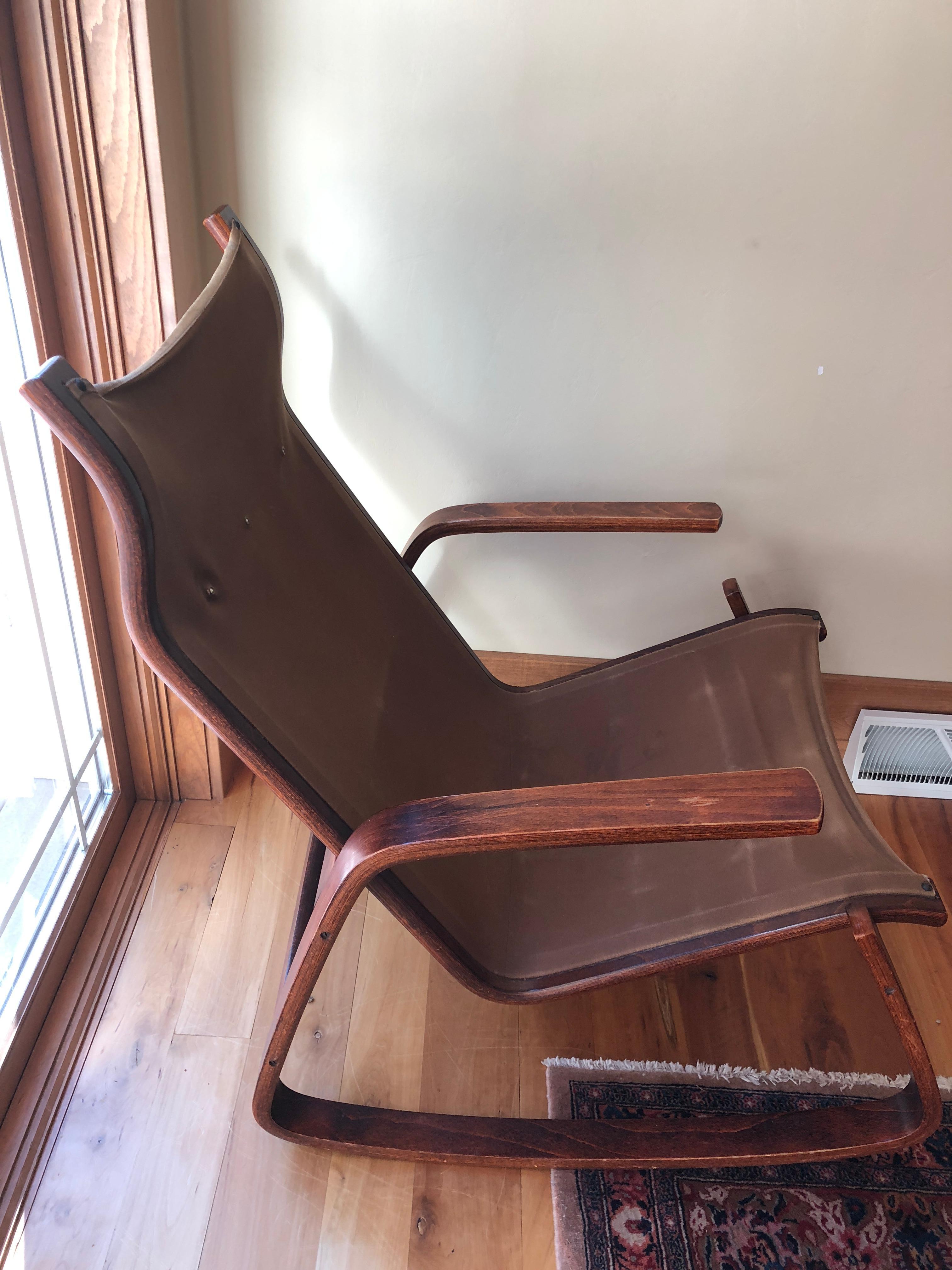 Ingmar Relling Westnofa Norwegian Midcentury Teak Canvas Bentwood Rocking Chair In Good Condition In Sarasota, FL