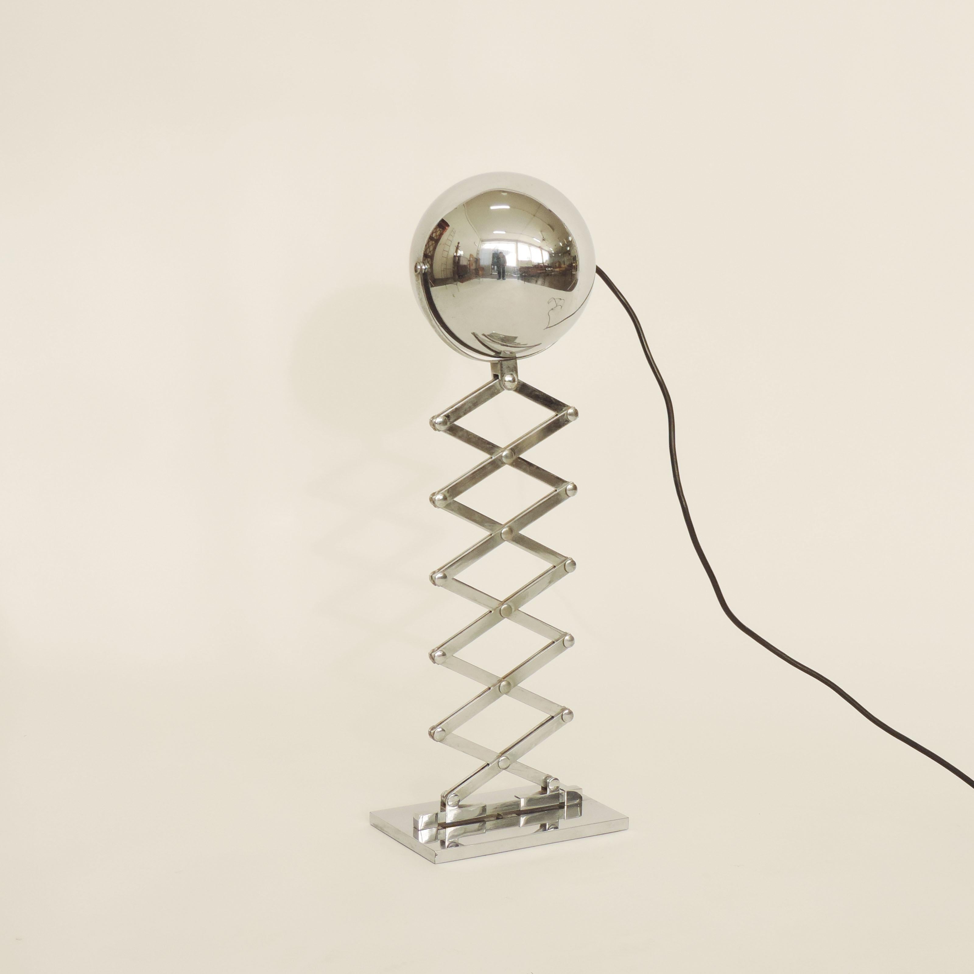 Ingo Maurer Chrome Scissor Table Lamp for Design M, Germany, 1968 In Good Condition In Milan, IT