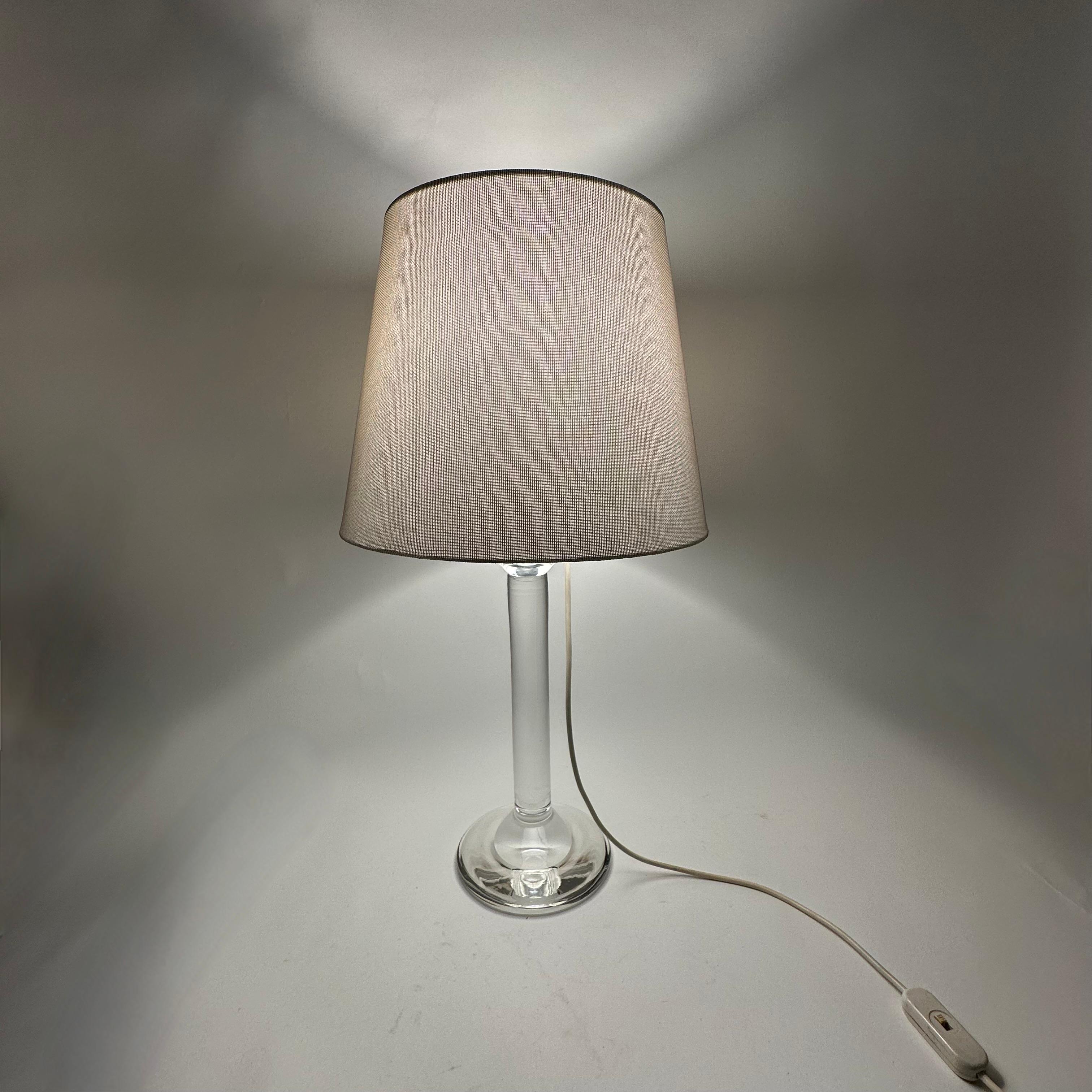 Lámpara de sobremesa de cristal Ingo Maurer , años 70 en venta 7