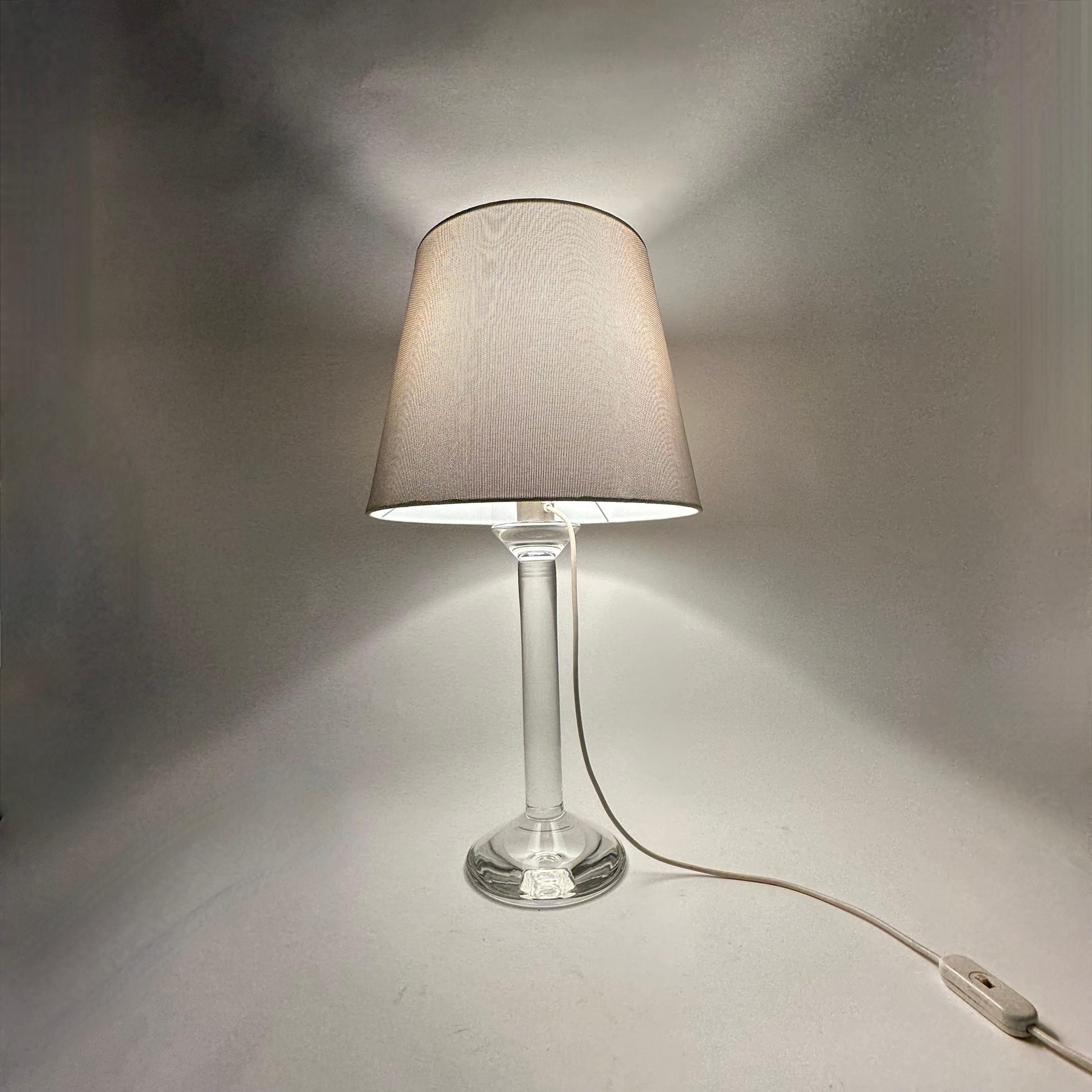 Lámpara de sobremesa de cristal Ingo Maurer , años 70 en Bueno estado para la venta en Delft, NL