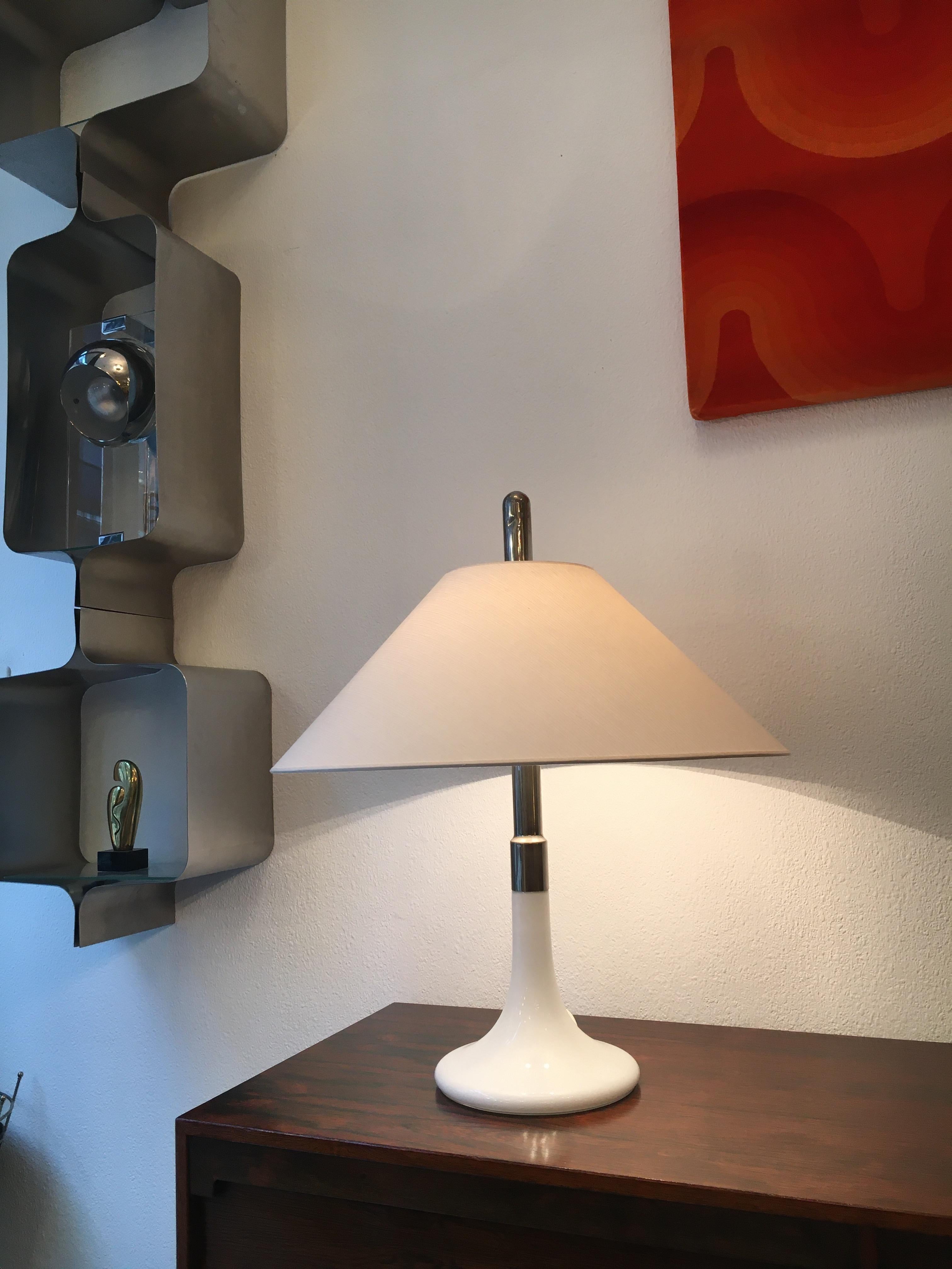 Ingo Maurer ML3 Glass Table Lamp, Germany, ca. 1960s In Good Condition For Sale In Geneva, CH