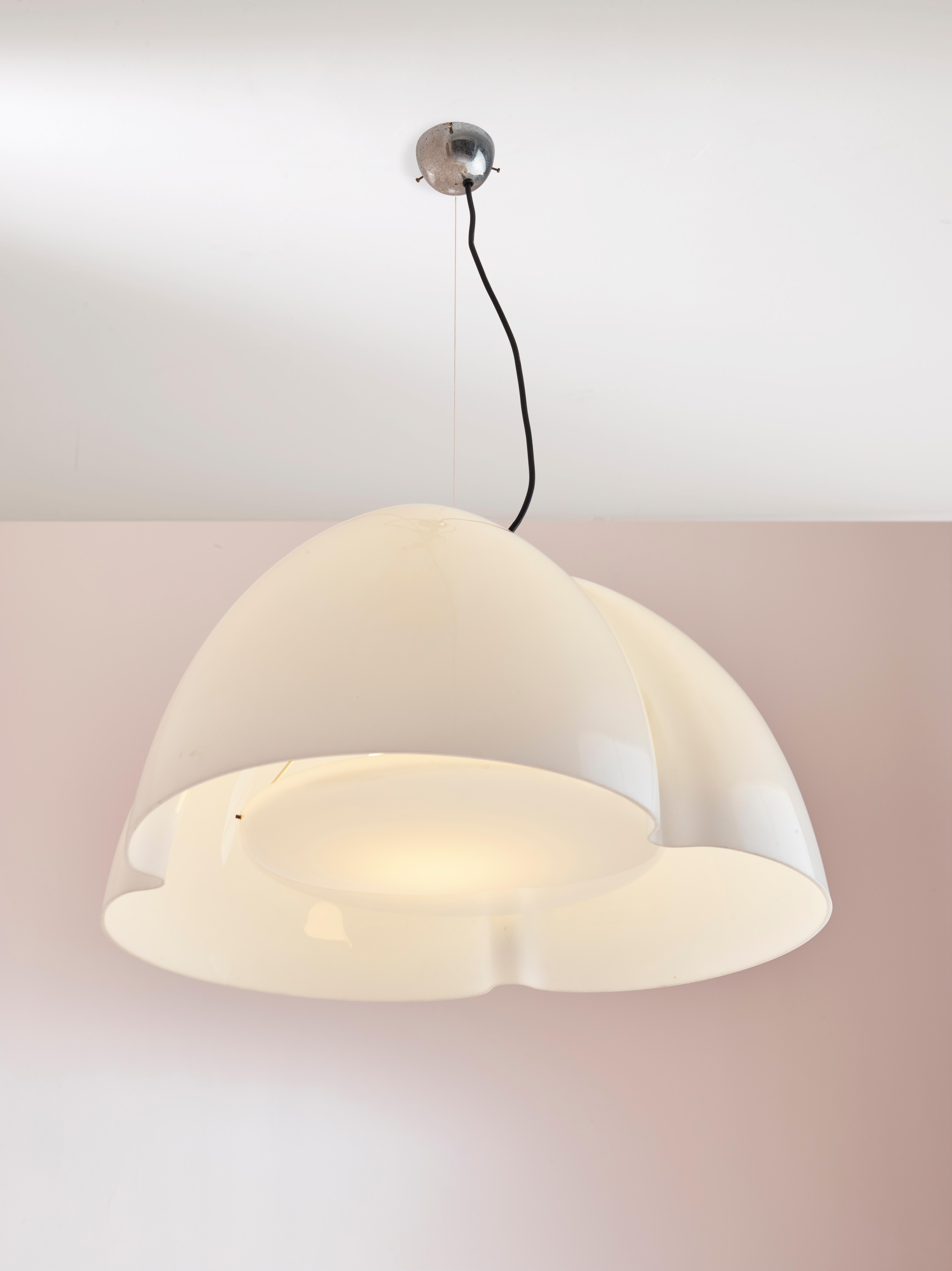 Allemand Lampe à suspension en perspex Ingo Maurer Tricena pour Design M, 1968 en vente