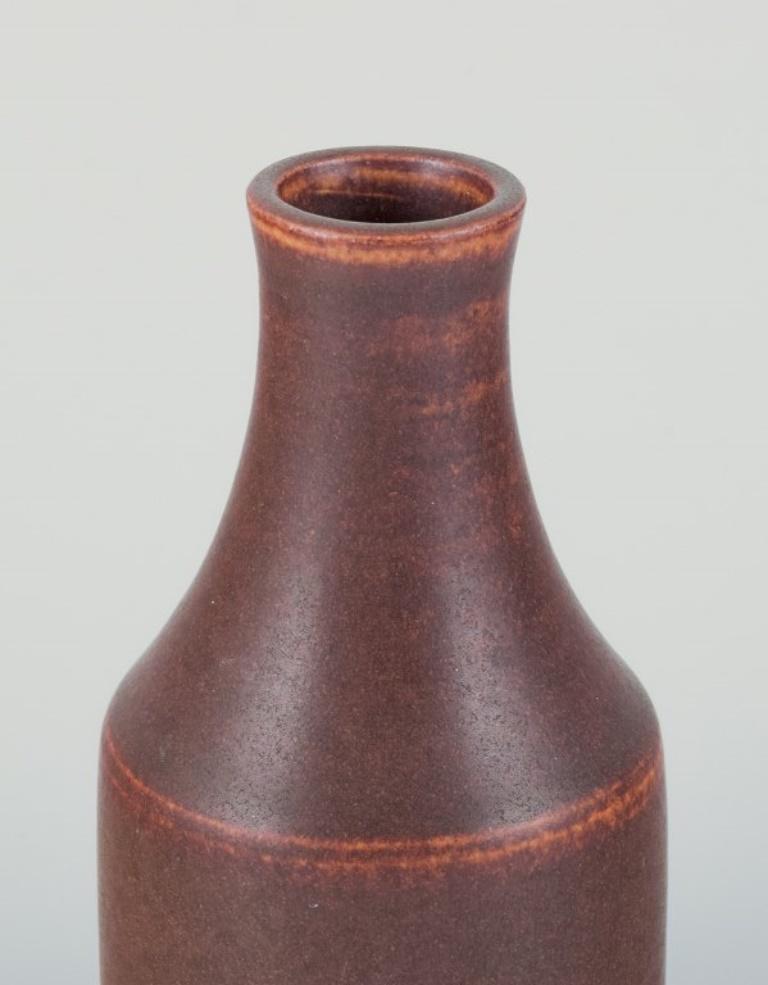 Scandinavian Modern Ingrid and Erich Triller. Ceramic vase with brown glaze. Sweden, 1970s For Sale