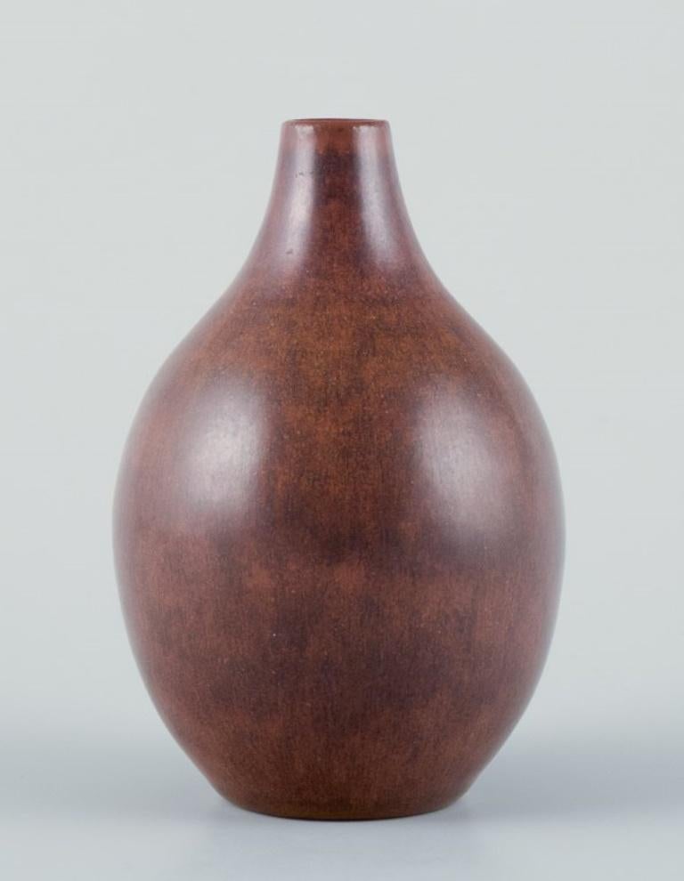 Ingrid and Erich Triller, Sweden.
Unique ceramic vase decorated with brown-toned glaze.
From the 1970s.
Signed 