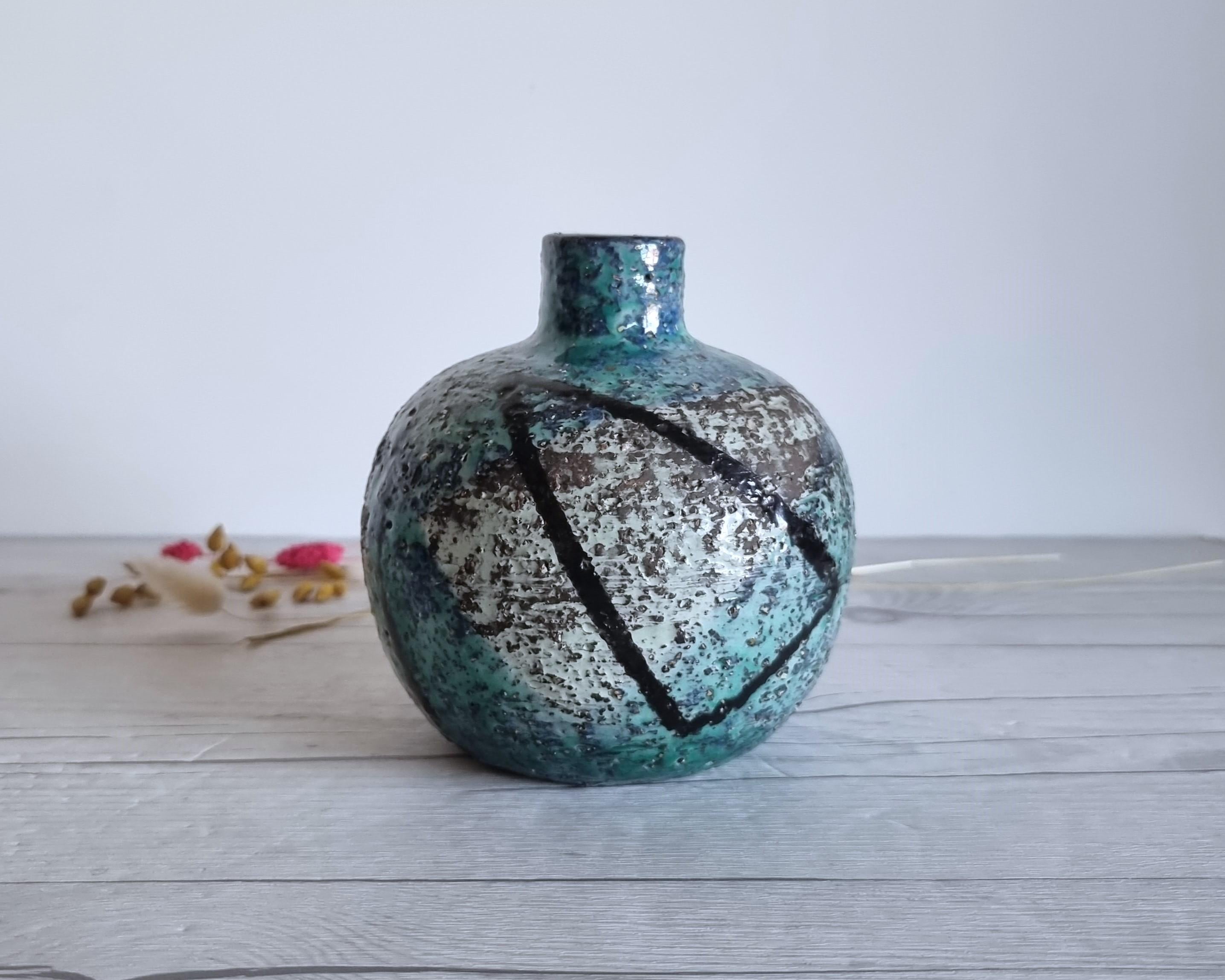 Ingrid Atterberg for Upsala Ekeby, 1957 'Chamotte' Series Modernist Onion Vase 2