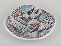 Ingrid Atterberg for Upsala Ekeby. Large ceramic dish, polychrome glaze.