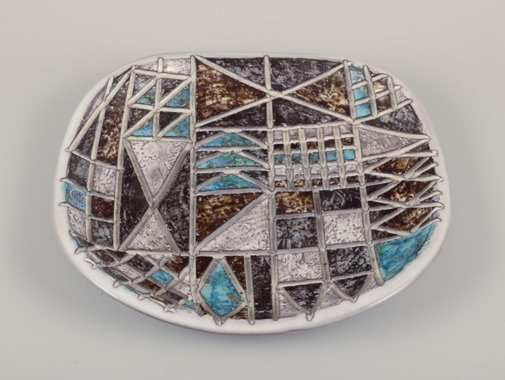 Ingrid Atterberg para Upsala Ekeby. Plato grande de cerámica 