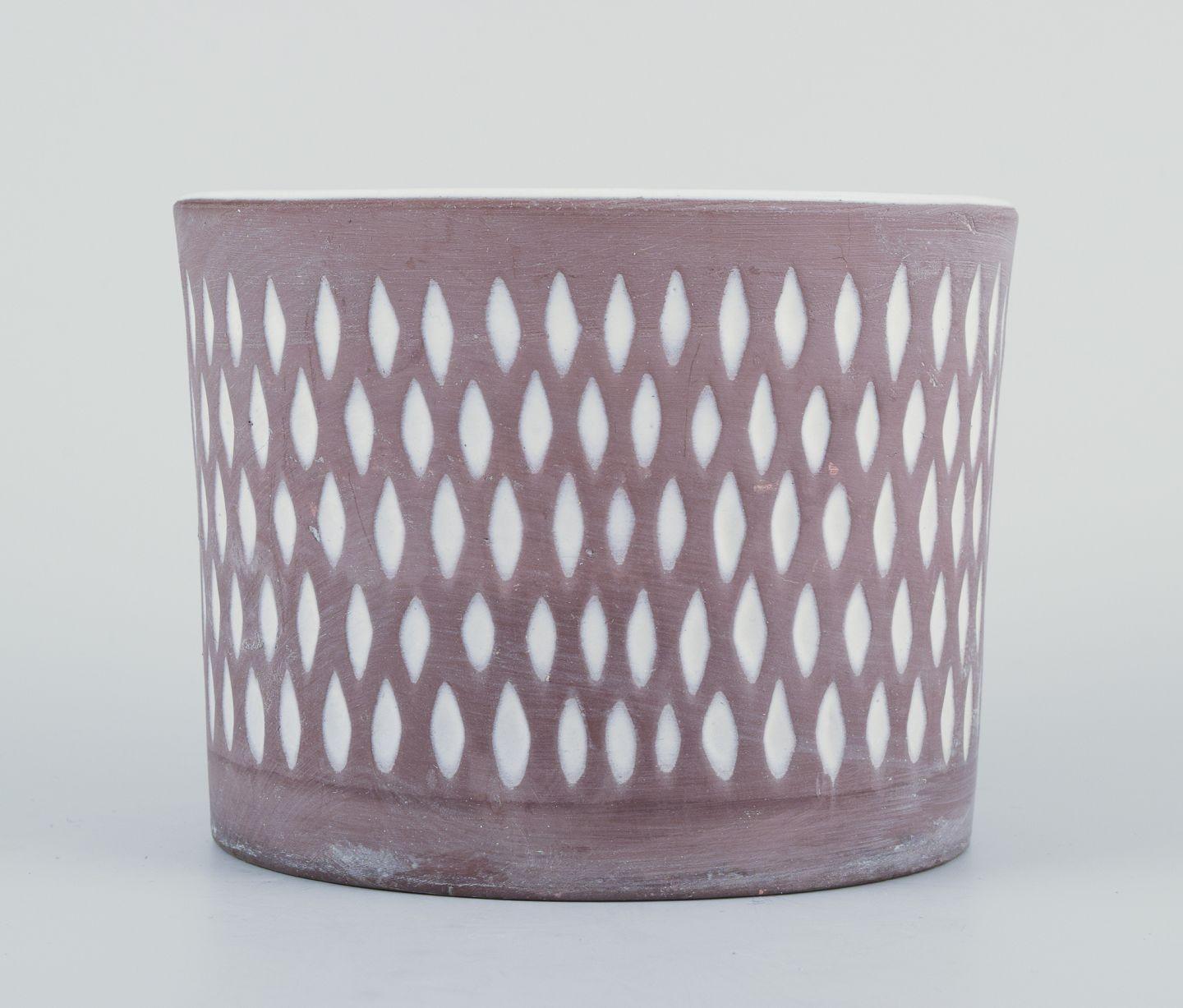 Ingrid Atterberg für Upsala Ekeby, Schweden. Ein Paar Blumentöpfe aus Keramik. Ca. 1960 (Skandinavische Moderne) im Angebot