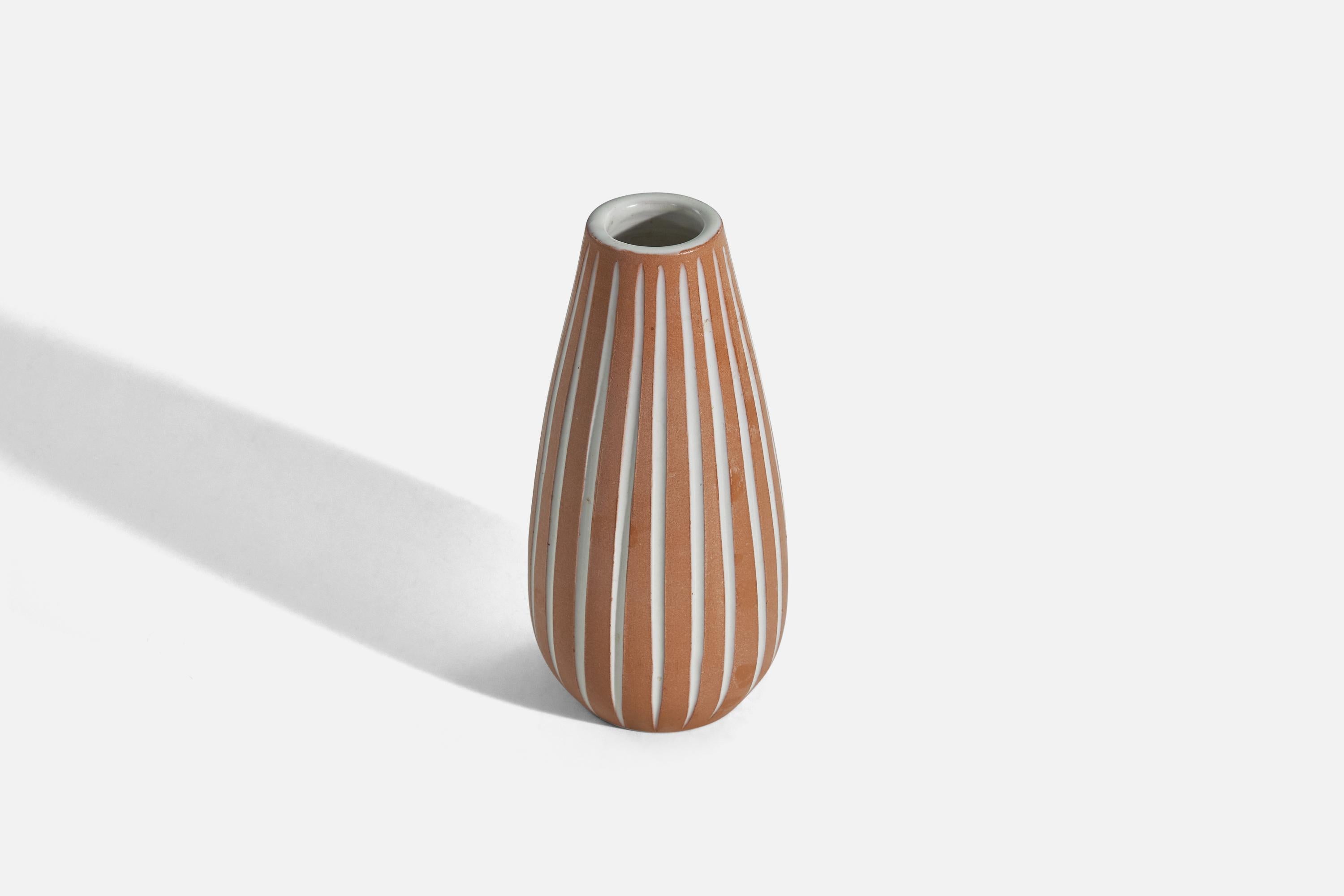 Mid-Century Modern Ingrid Atterberg, Vase, Inca Series, Earthenware, Sweden, Upsala Ekeby, 1950s For Sale