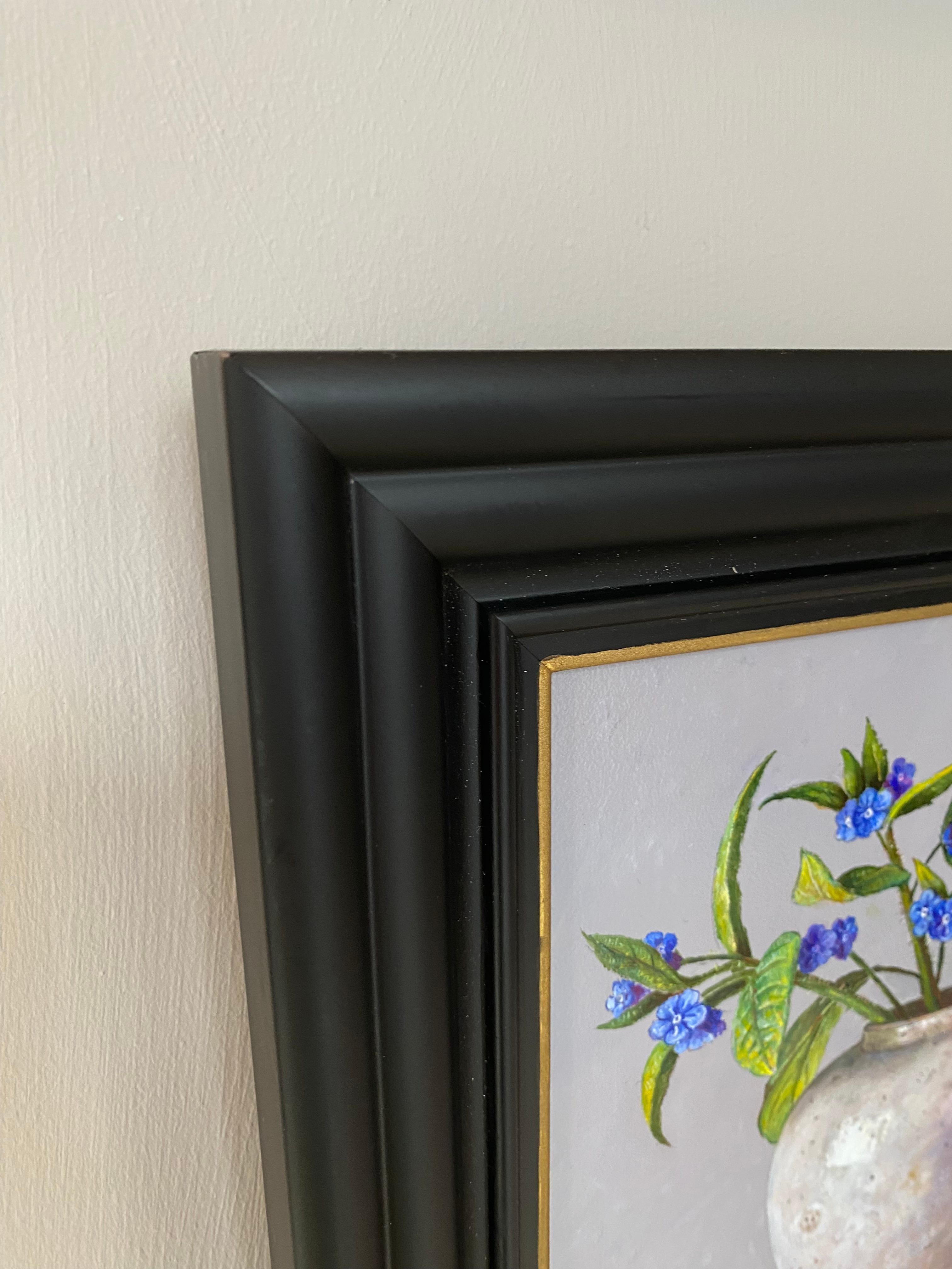 Forget-me-nots in a Ginger Jar - 21st Century Dutch Still-life painting For Sale 4