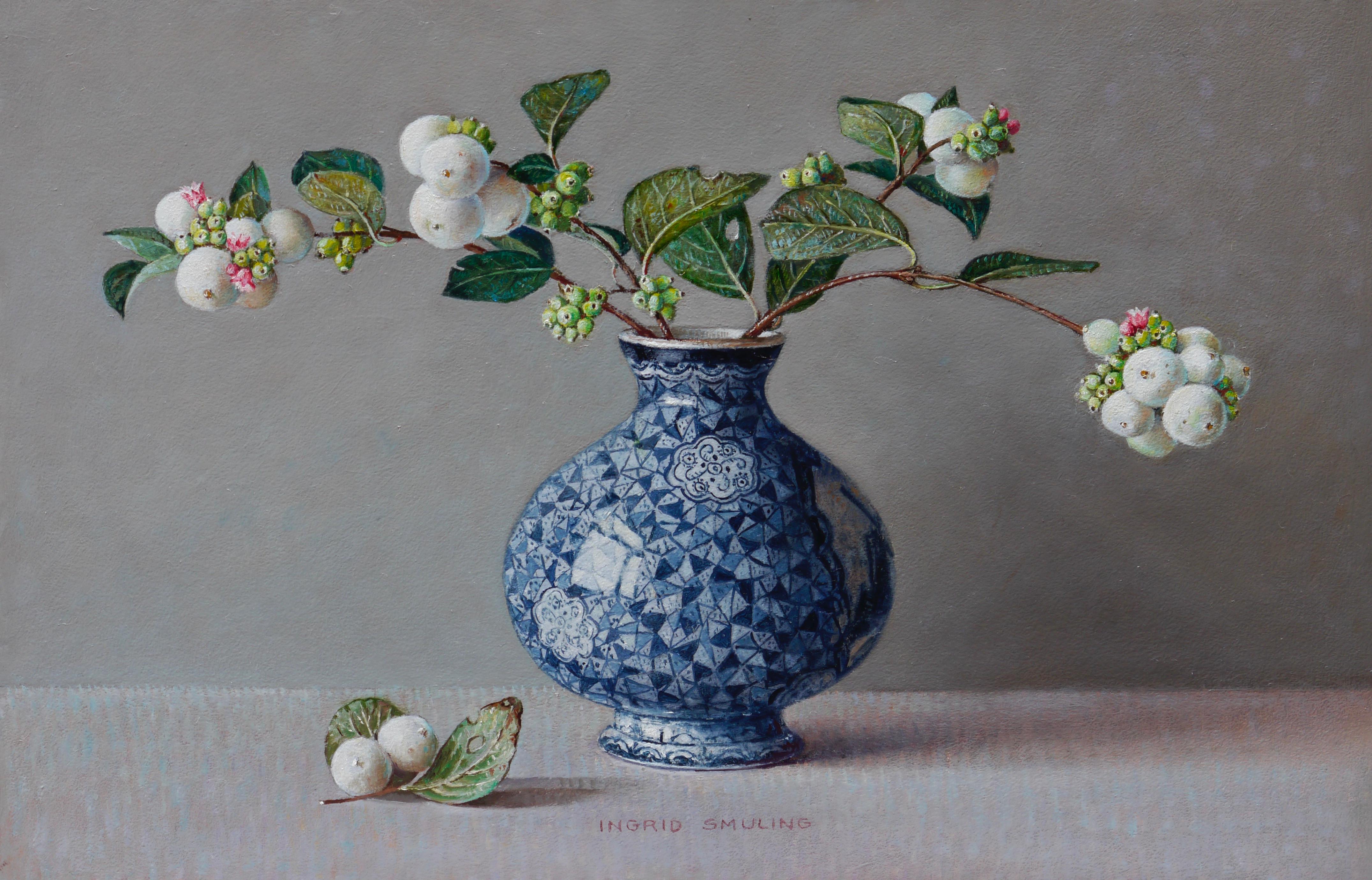 Ingrid Smuling Figurative Painting - Snowberries in a Vase - 21st Century Contemporary Still-Life Painting 