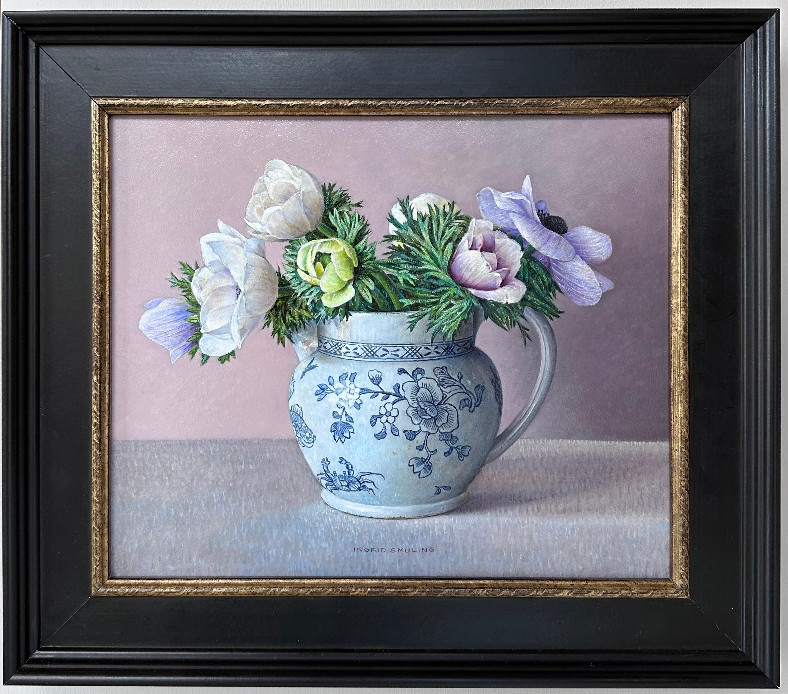 Wedgewood Eturia with Anemones- 21st Century Dutch Still-life painting  - Painting by Ingrid Smuling