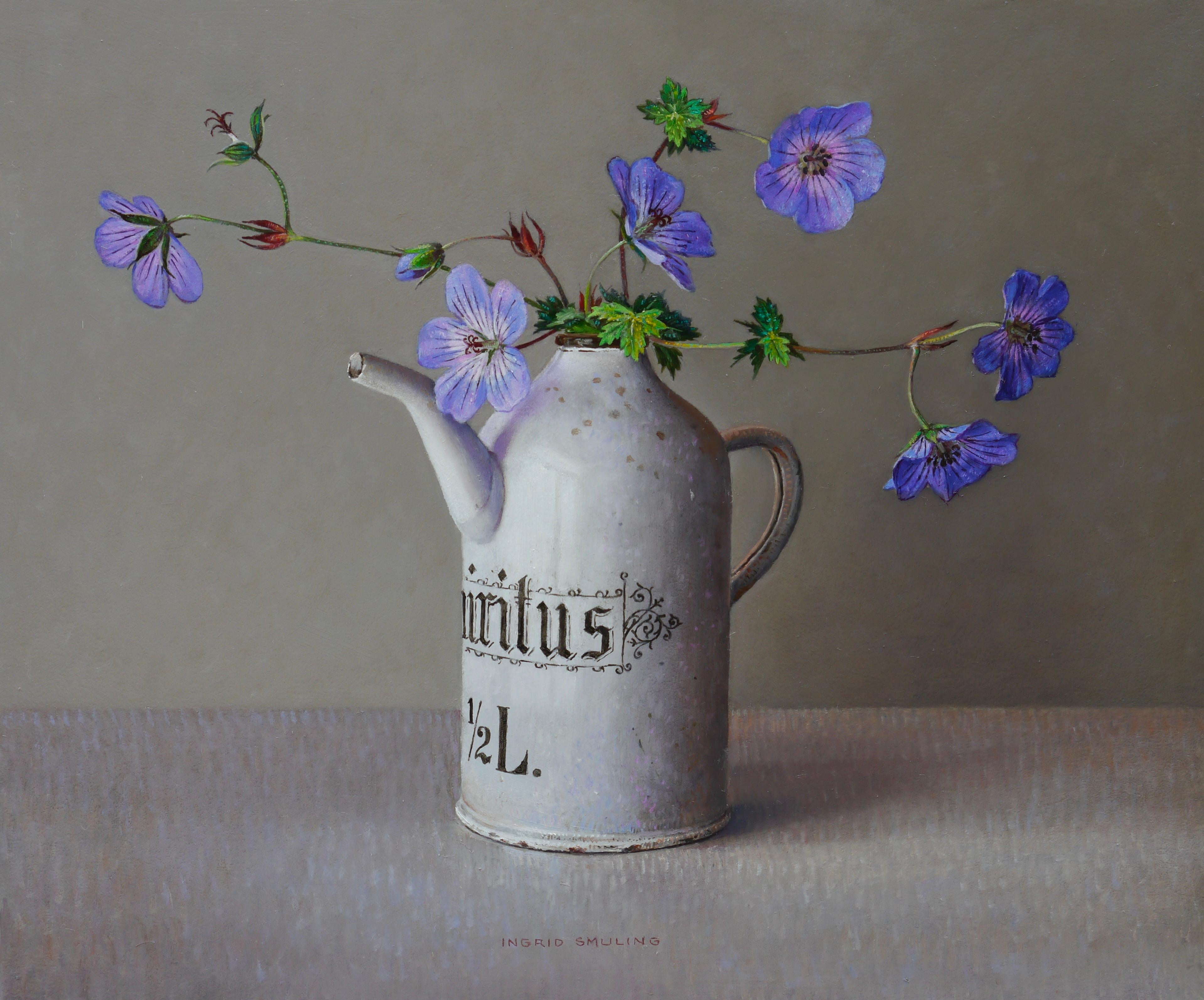 Ingrid Smuling Still-Life Painting - Wild Geranium in Little White Jug - 21st Century Contemporary Oil Painting