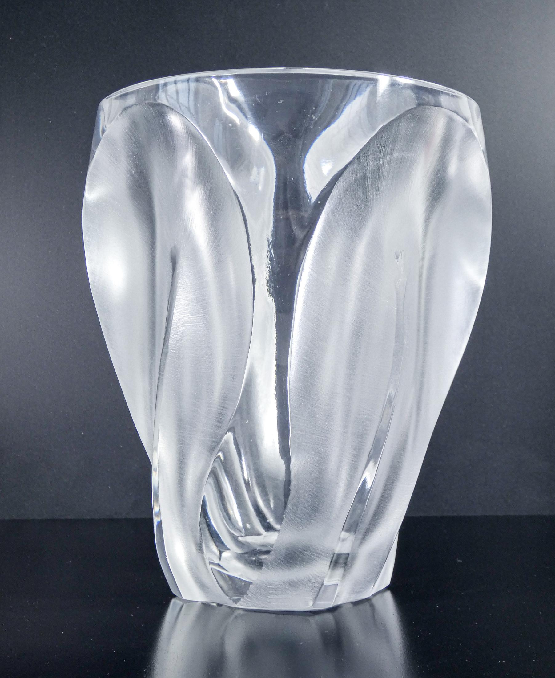 Mid-20th Century Ingrid Vase by Lalique, in Glossy and Opaque Crystal, France, 1950s / 60s For Sale