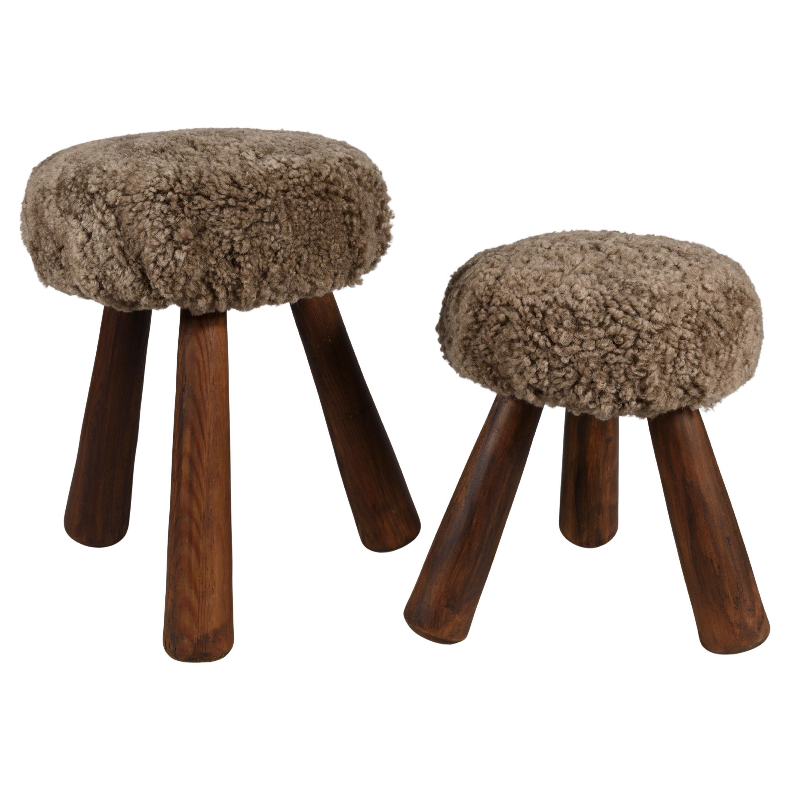 Ingvar Hildingsson Milchbarer Hocker 1970er Jahre, signiert im Angebot