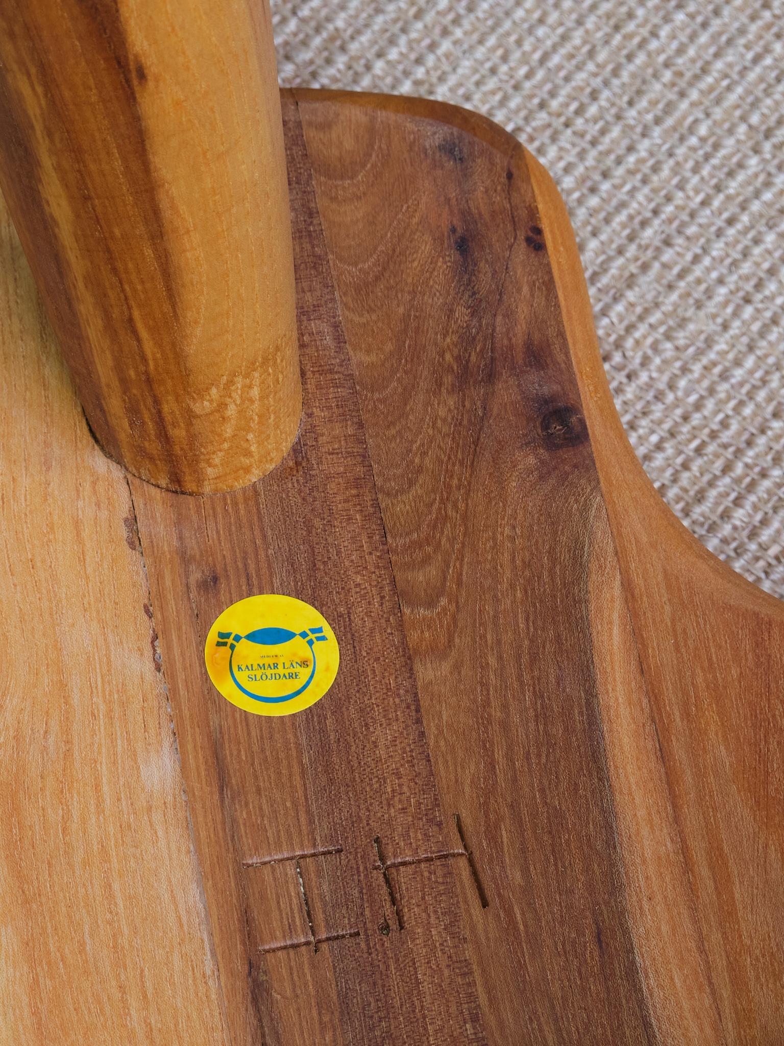 Tabouret à trois pieds Ingvar Hildingsson en bois de cerisier, Suède, 1970 en vente 3