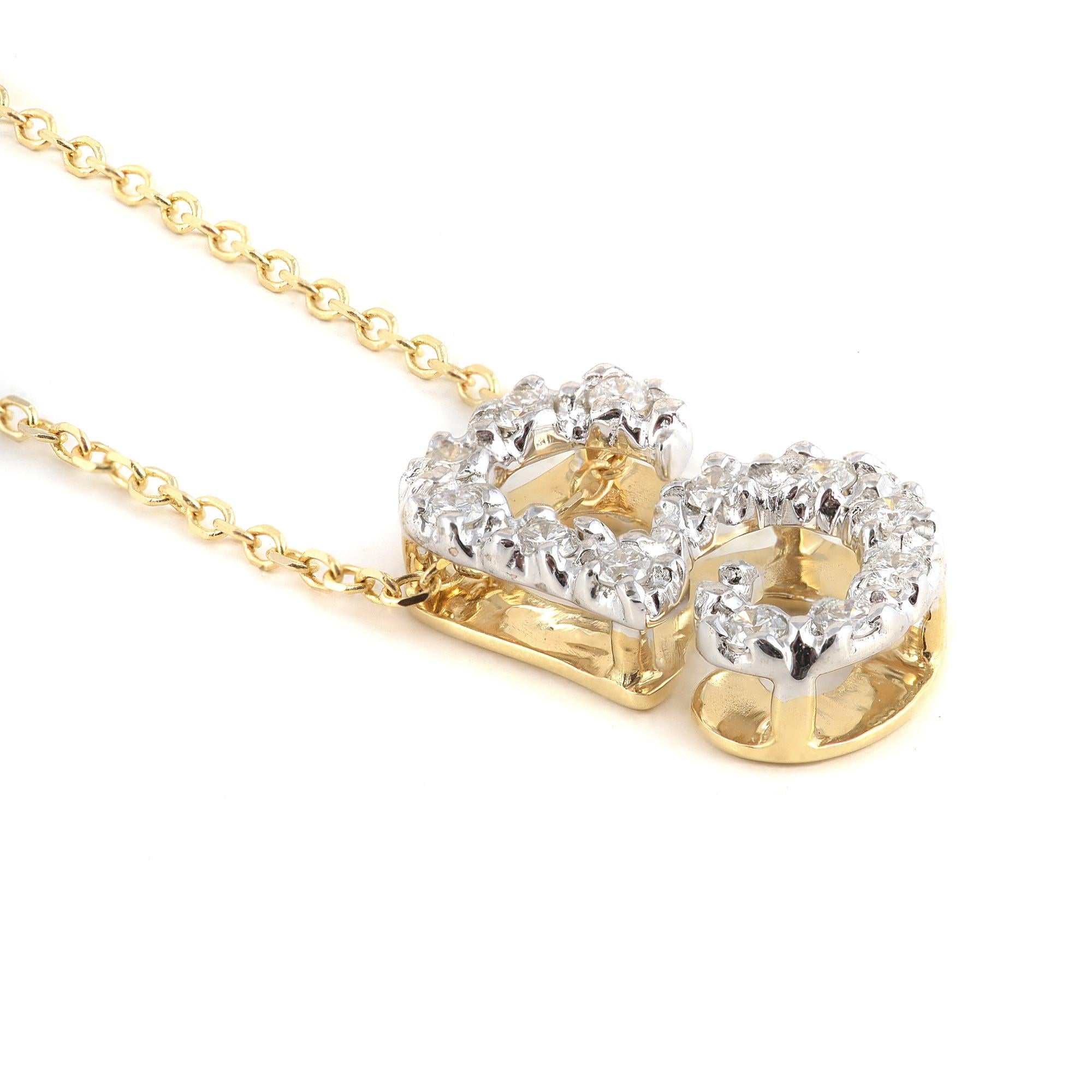 Taille brillant Pendentif « G » initial avec pierres de diamant 0,14 carat en or blanc et jaune 14 carats en vente
