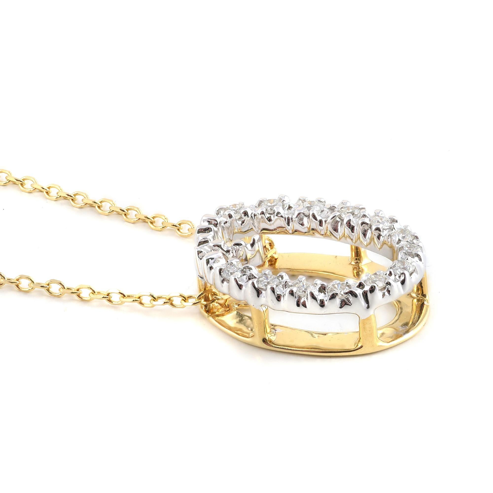 Taille brillant Pendentif « O » initial avec pierres de diamant 0,13 carat en or blanc et jaune 14 carats en vente
