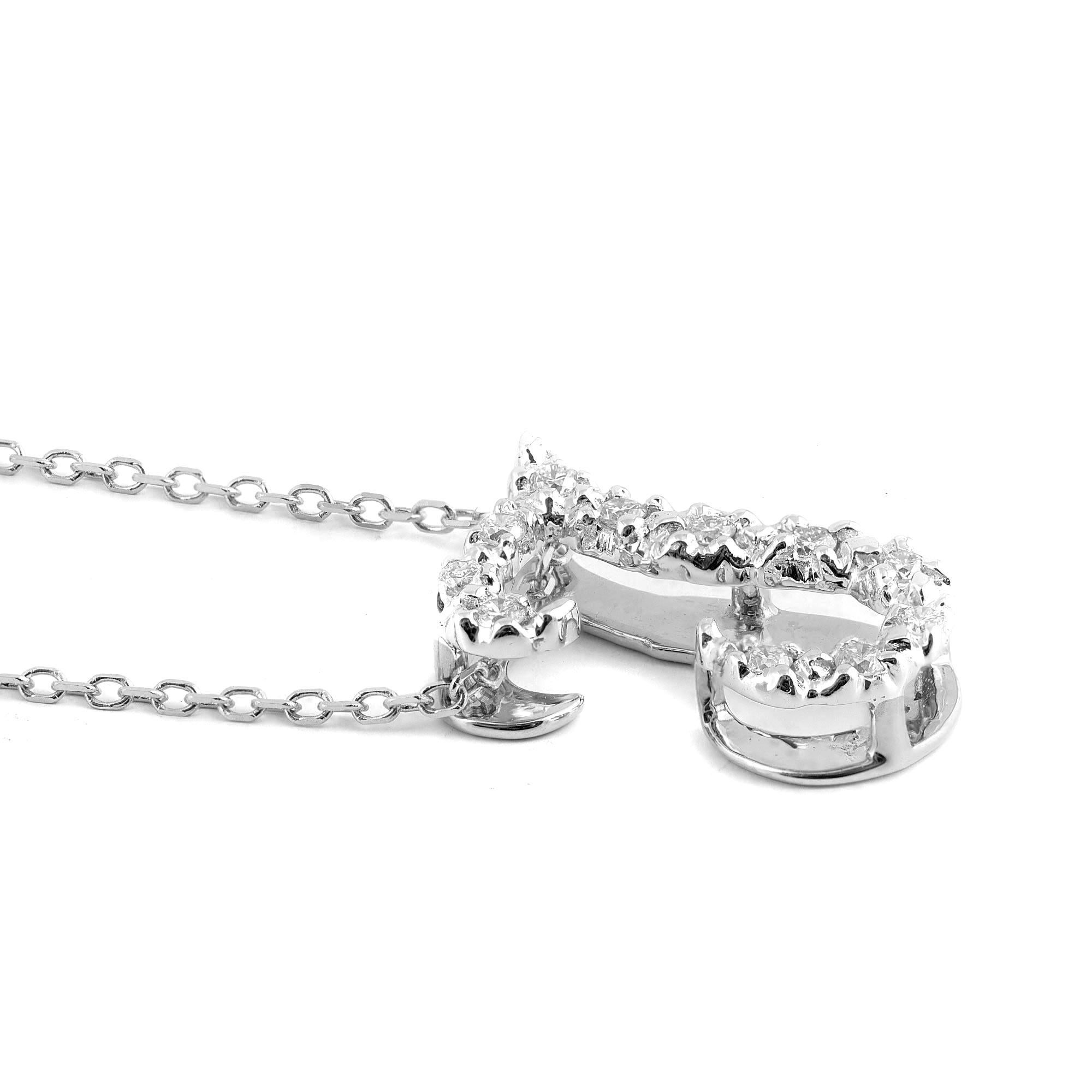 Taille brillant Pendentif « T » initial avec pierres de diamant 0,11 carat en or blanc 14 carats, chaîne de 18 pouces en vente