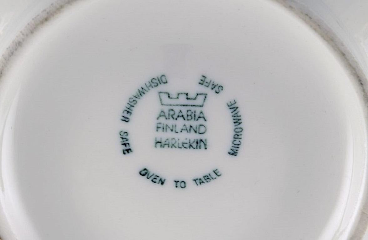 Finnish Inkeri Leivo '1944-2010' for Arabia, Harlequin Bowl in Cream-Colored Porcelain For Sale
