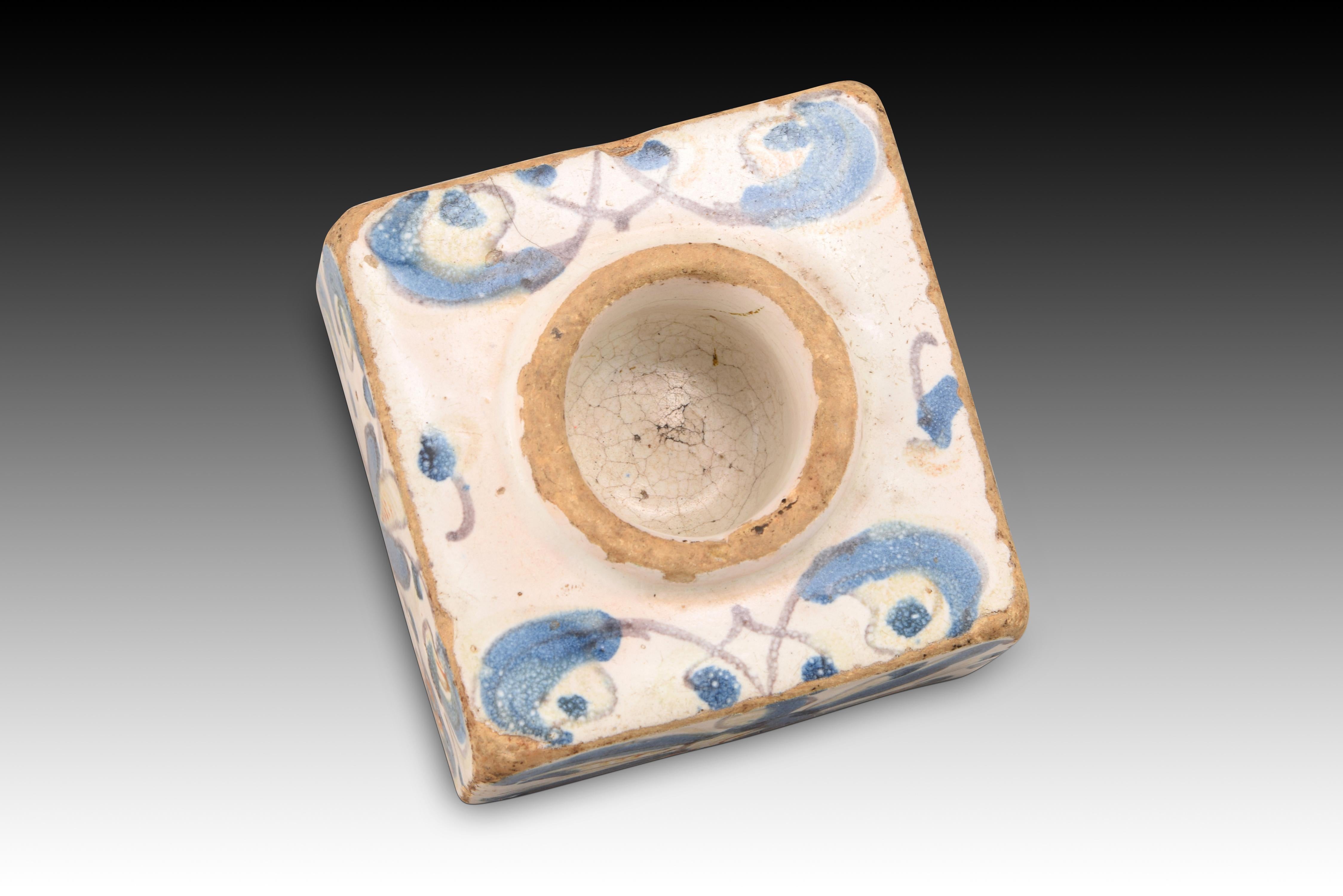 18th Century and Earlier Inkwell, Glazed Ceramic, Talavera de la Reina, Spain, 17th Century For Sale
