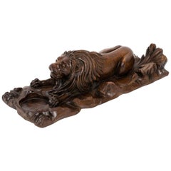 Inkwell in Walnut Figuring a Lion, circa 1880