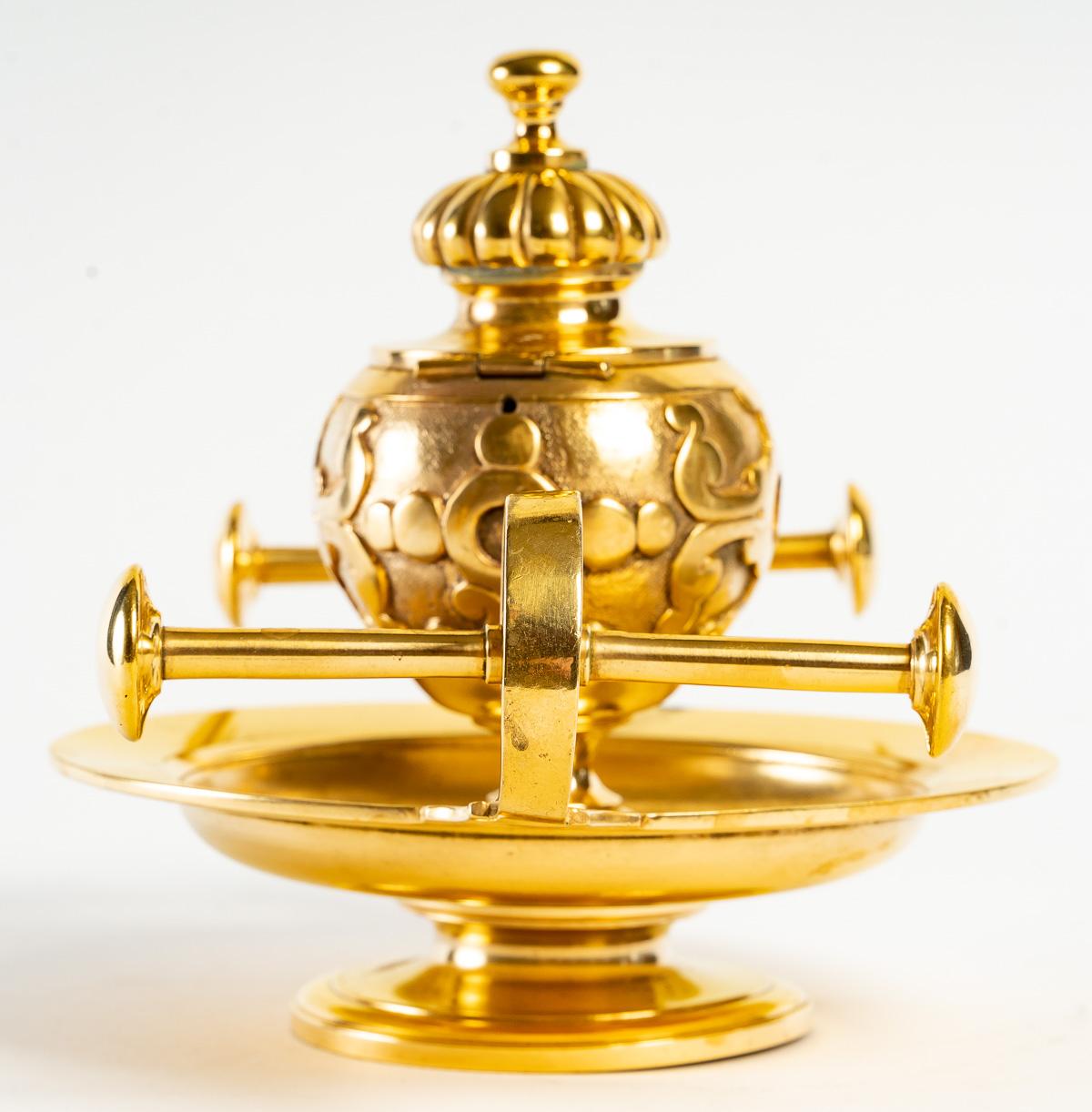 Inkwell of the XIXth Century in Gilded Bronze In Good Condition For Sale In Saint-Ouen, FR