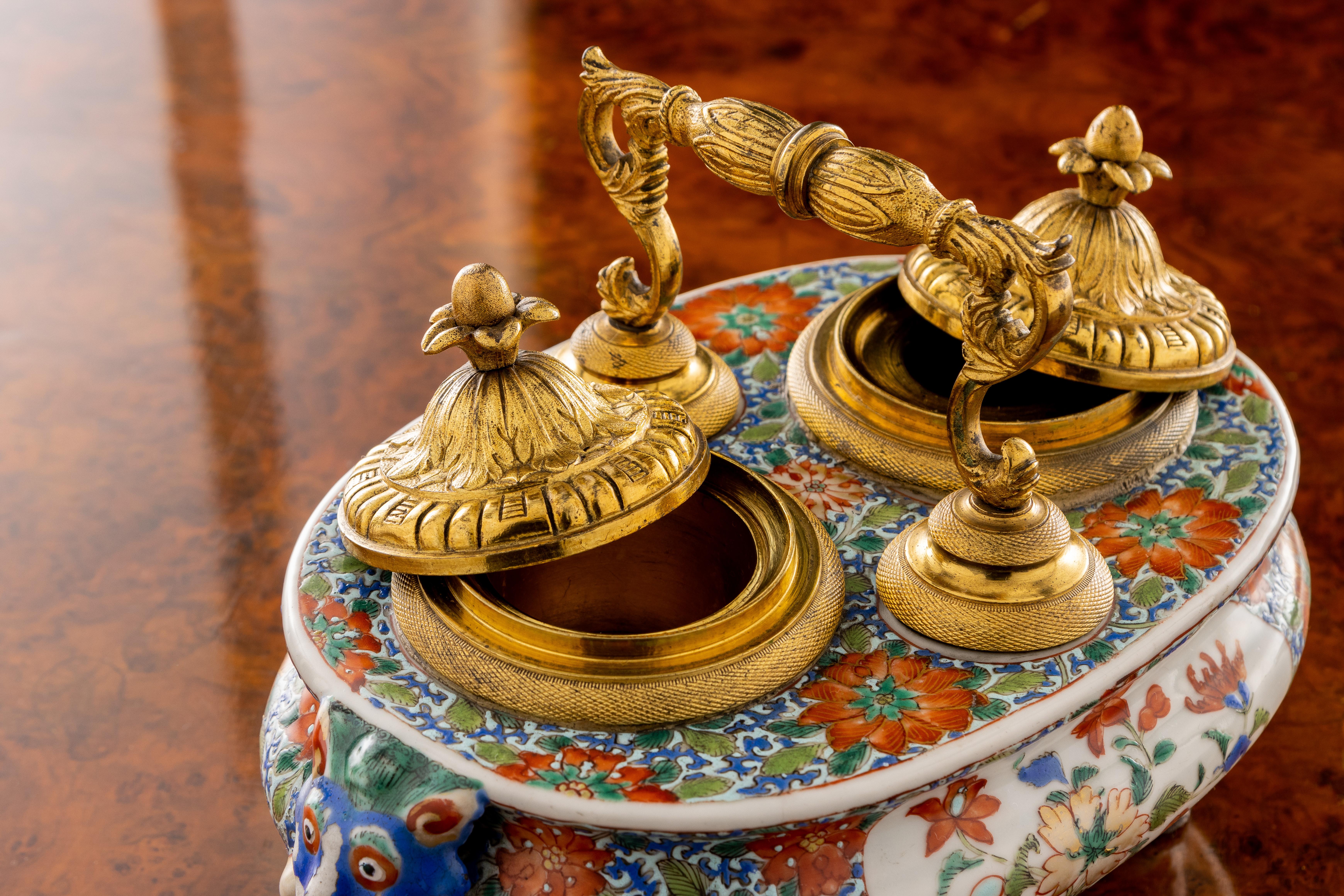 Inkwell Regency Gilded Bronze Porcelain England \\\'800 In Good Condition For Sale In Milano, IT