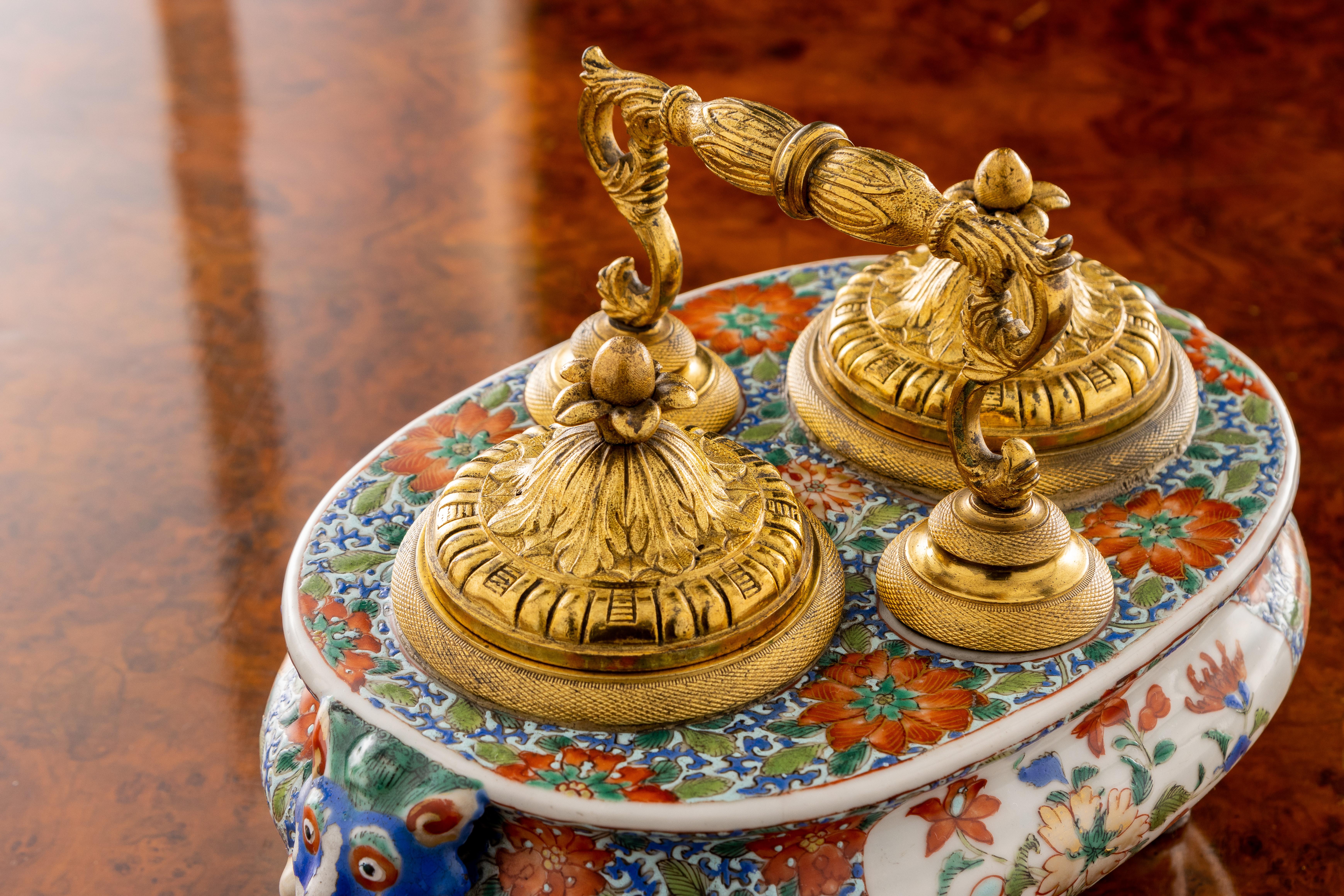 19th Century Inkwell Regency Gilded Bronze Porcelain England \\\'800 For Sale