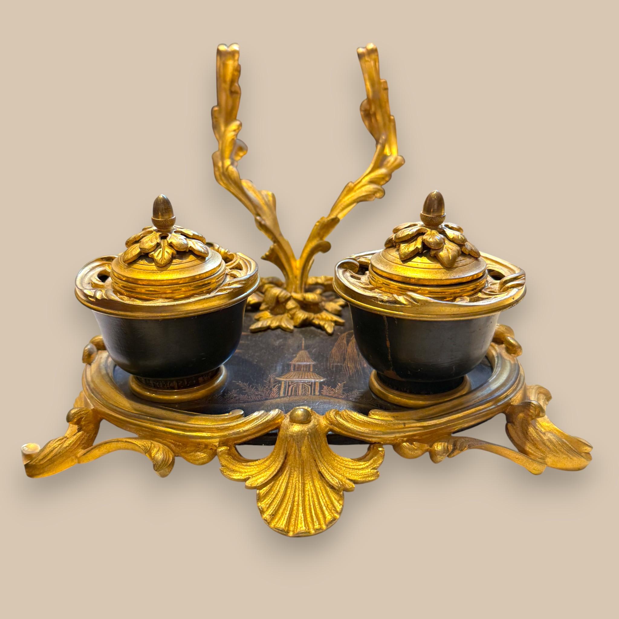 Luigi XV Inkwell signed by François Linke, Gilt Bronze and Lacquer, 19th Century in vendita