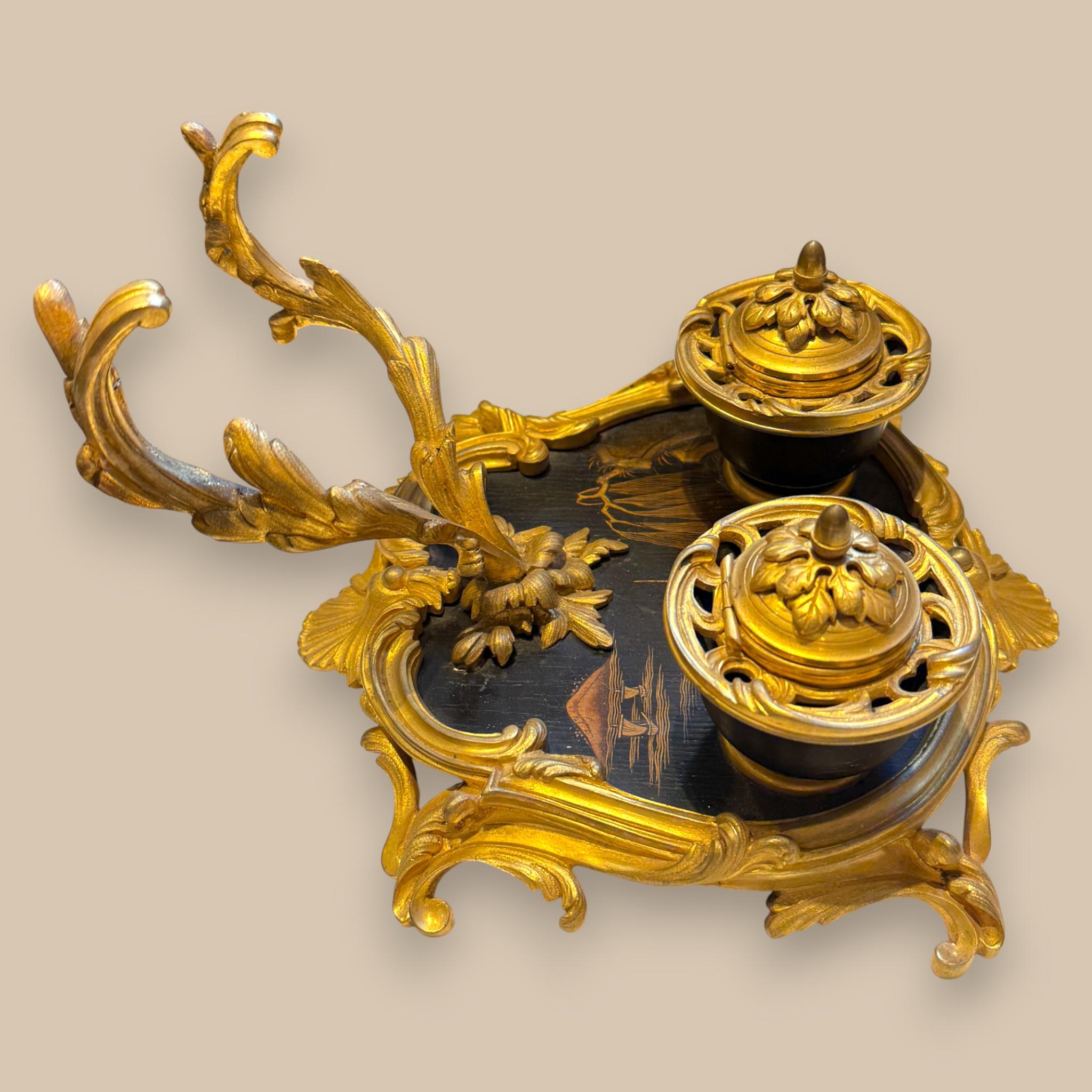 XIX secolo Inkwell signed by François Linke, Gilt Bronze and Lacquer, 19th Century in vendita