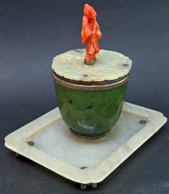 Tintero con jade chino y cornalina y monturas de plata de Edward Farmer, años 20