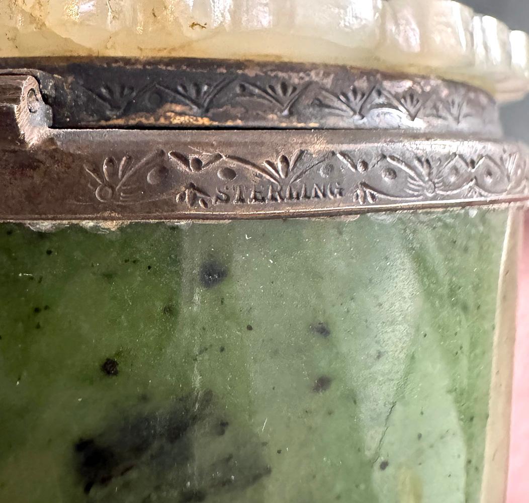 Tintenfass mit chinesischer Jade und Karneol und Silberfassungen von Edward Farmer, 1920er Jahre im Angebot 1