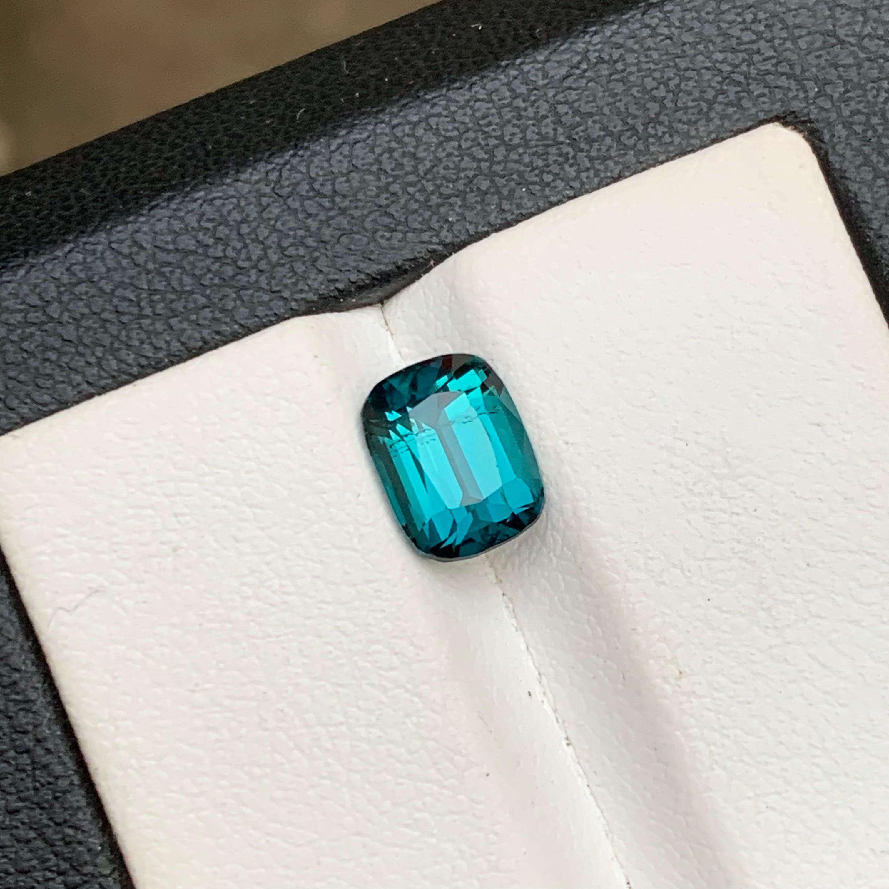 Inky Blue Natural Tourmaline Ring Loose Gemstone 1.90Ct Cushion Cut for Jewelry For Sale 6