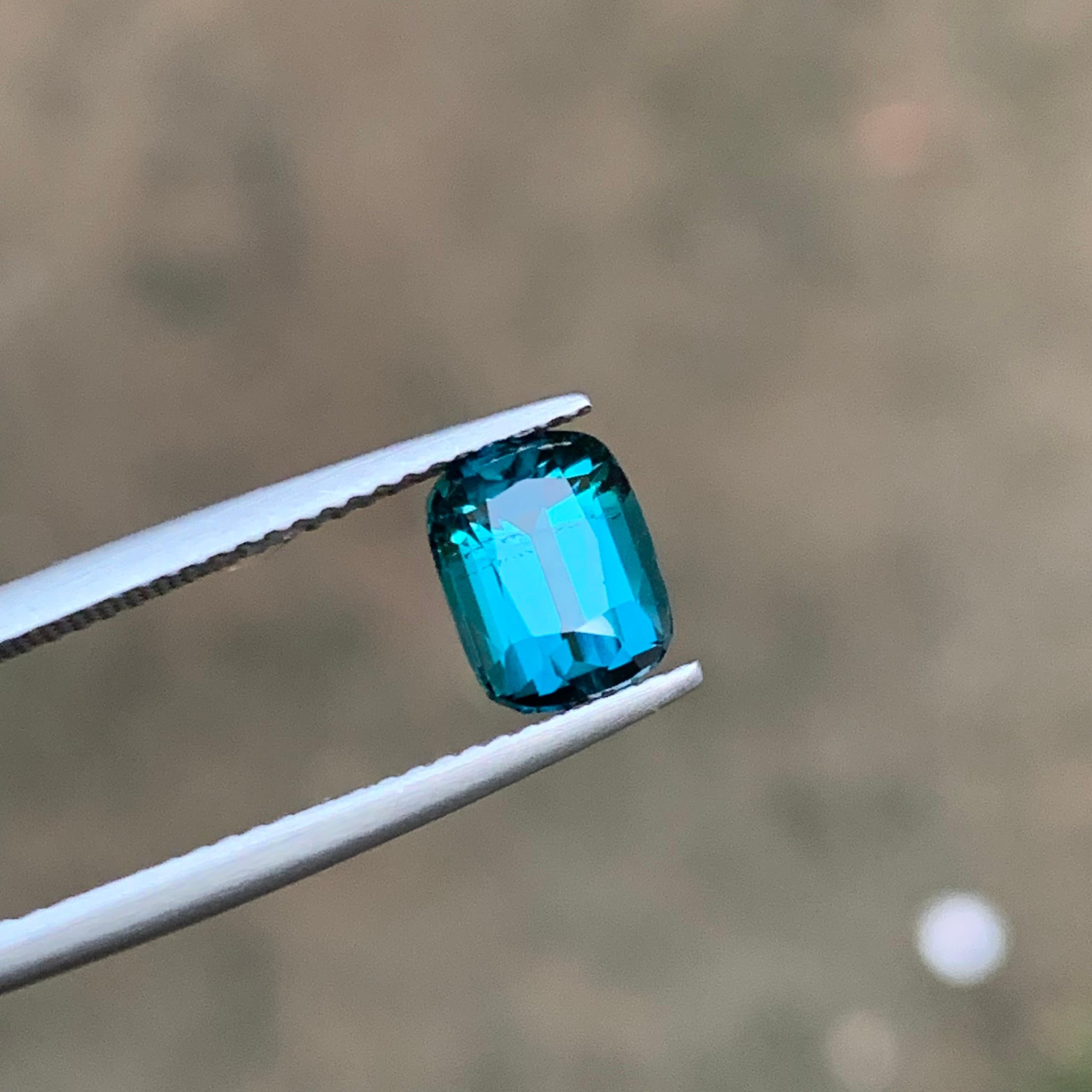 Inky Blue Natural Tourmaline Ring Loose Gemstone 1.90Ct Cushion Cut for Jewelry For Sale 3