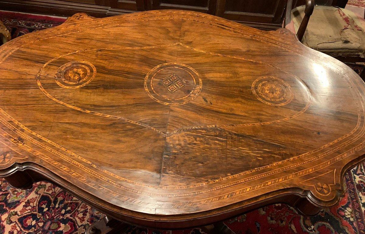 Inlaid and Carved Walnut Coffee Table, 1840 Italy For Sale 6