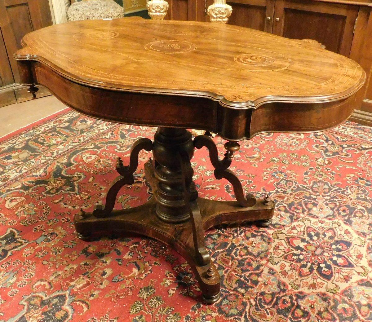 Inlaid and Carved Walnut Coffee Table, 1840 Italy For Sale 8