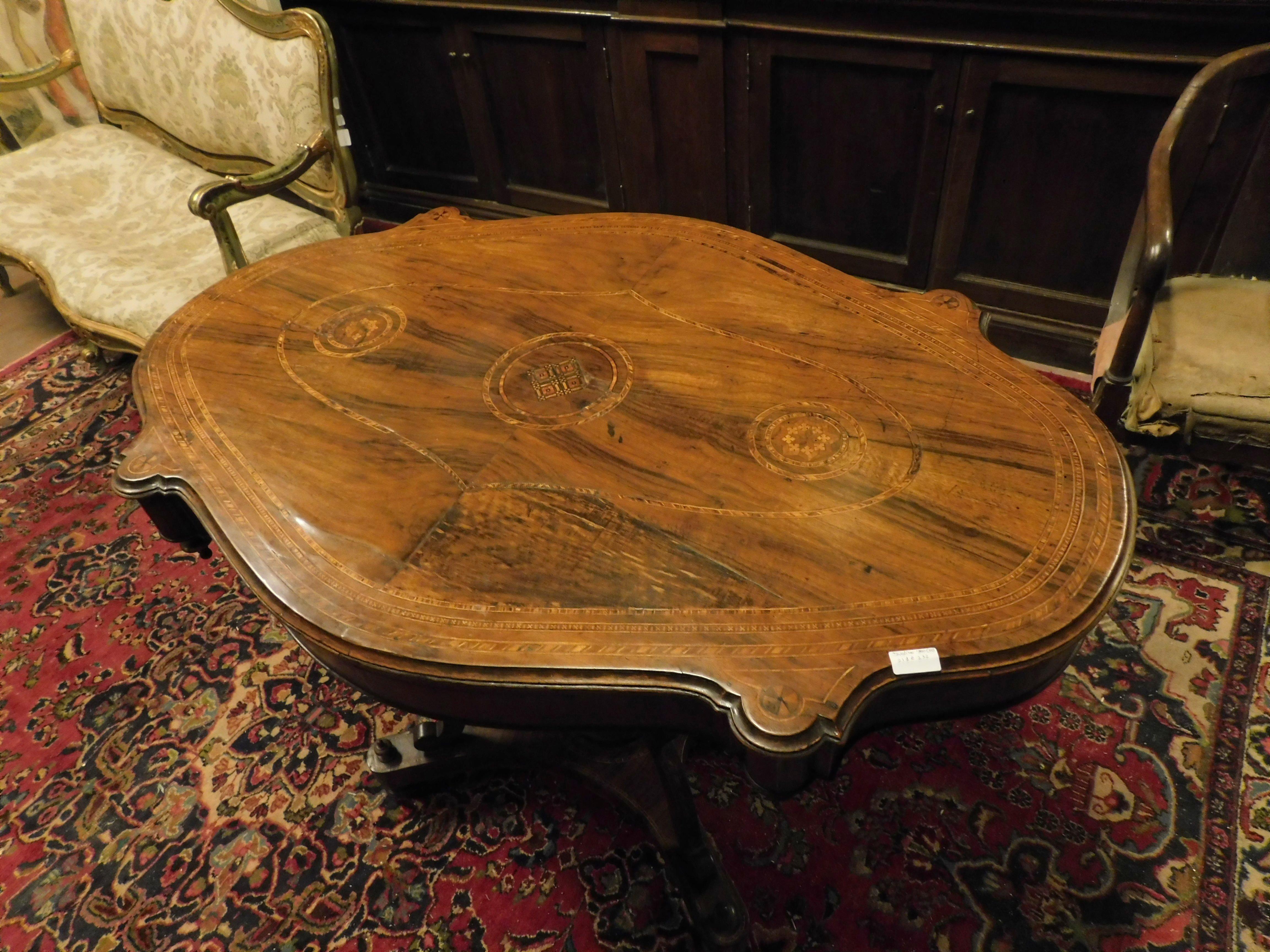 Hand-Carved Inlaid and Carved Walnut Coffee Table, 1840 Italy For Sale