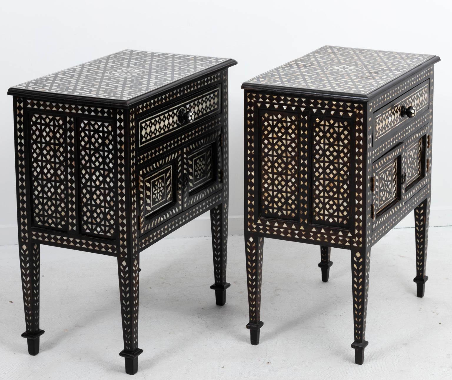 Inlaid Bedside Tables In Good Condition For Sale In Stamford, CT