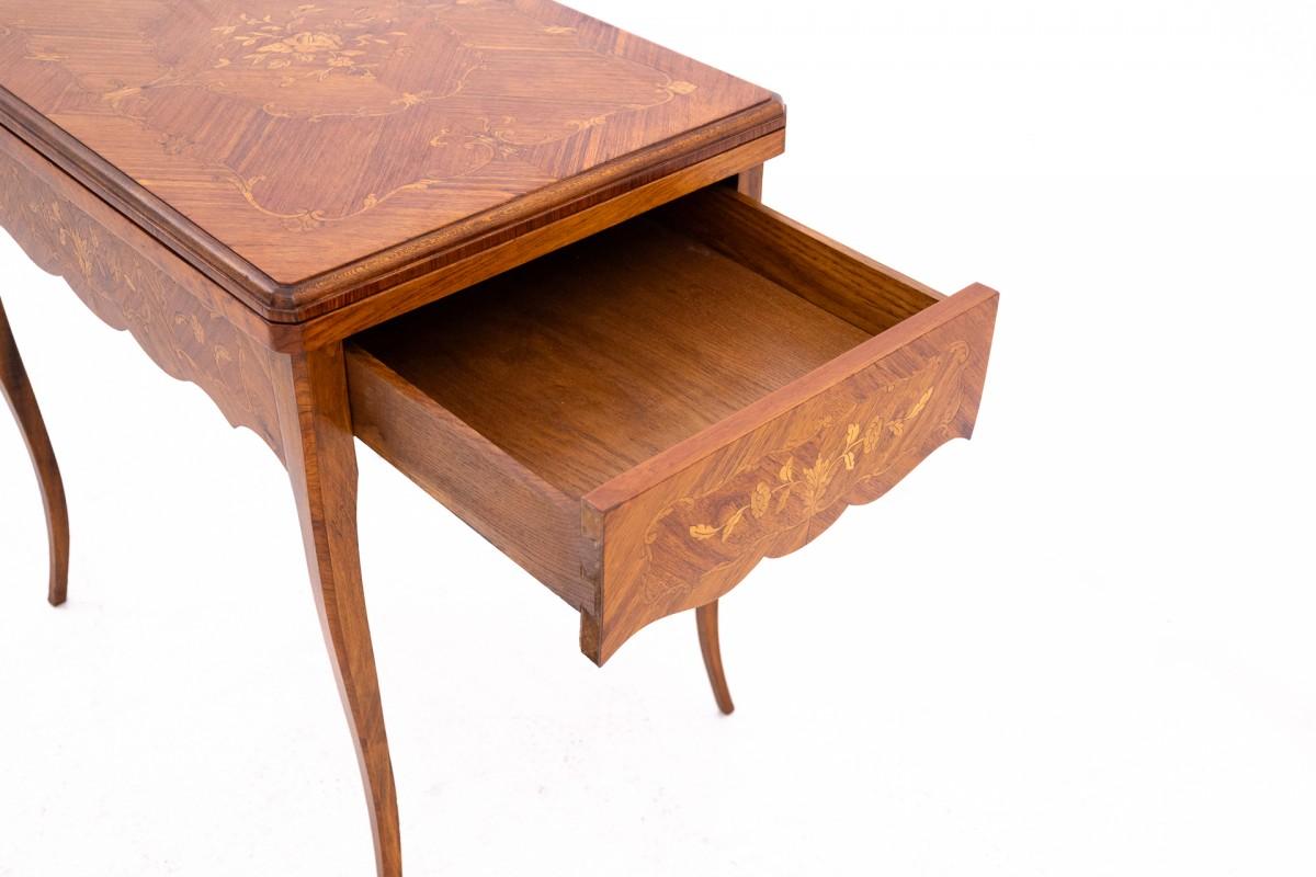 Inlaid card table, France, circa 1860. In Good Condition For Sale In Chorzów, PL