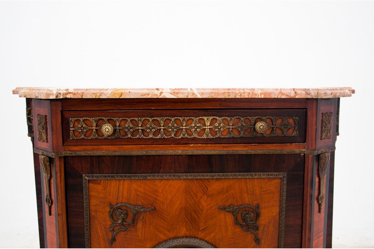 Inlaid chest of drawers, Italy, mid-19th century. For Sale 2